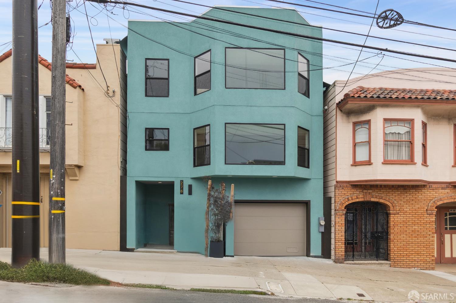 Property Photo: 276 Seneca Avenue CA 94112