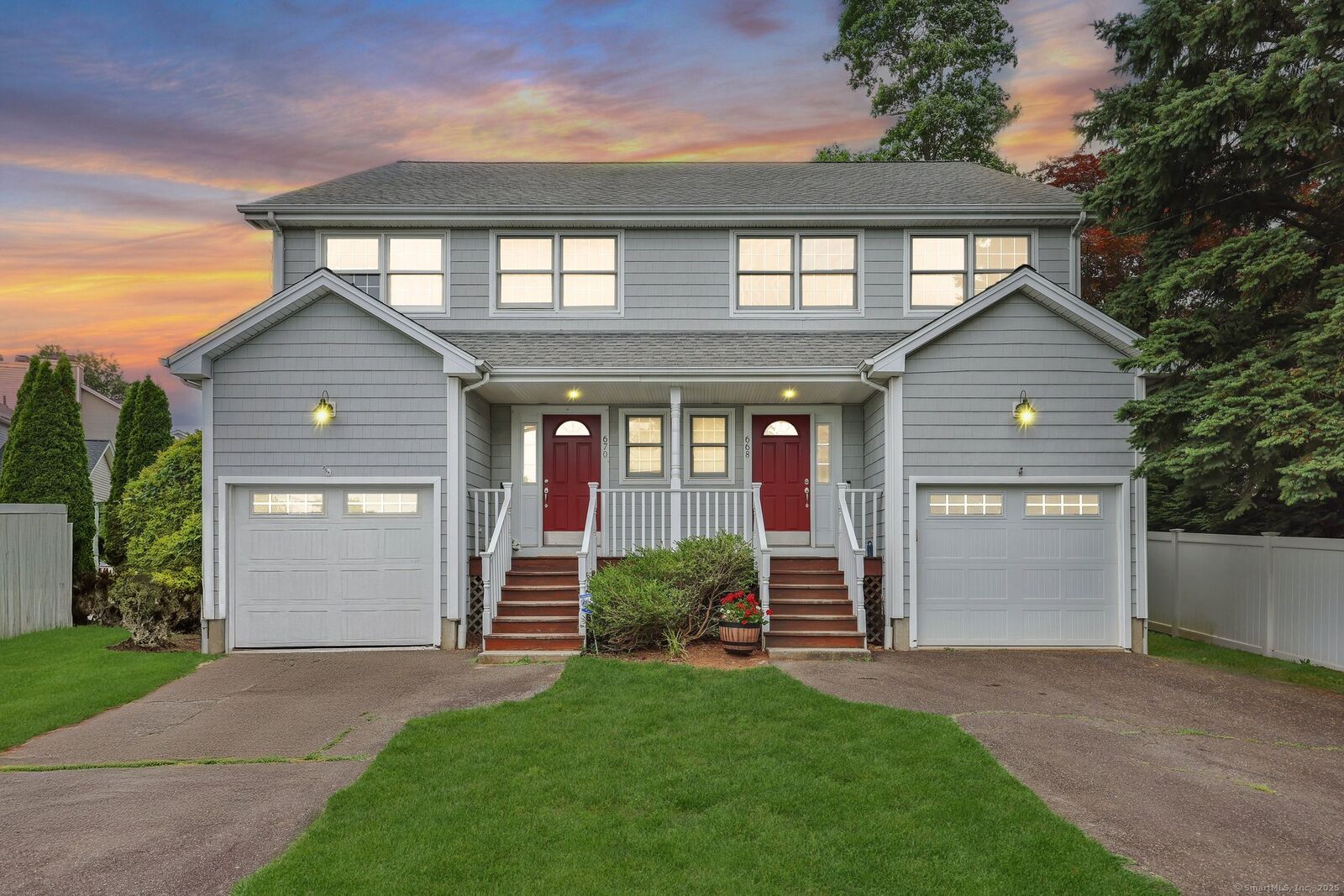 Property Photo:  668 Kings Highway West 668  CT 06890 