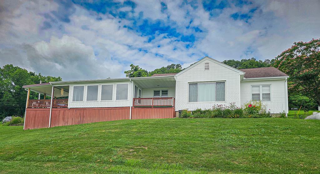 Property Photo:  234 Honeysuckle Drive  OH 45620 