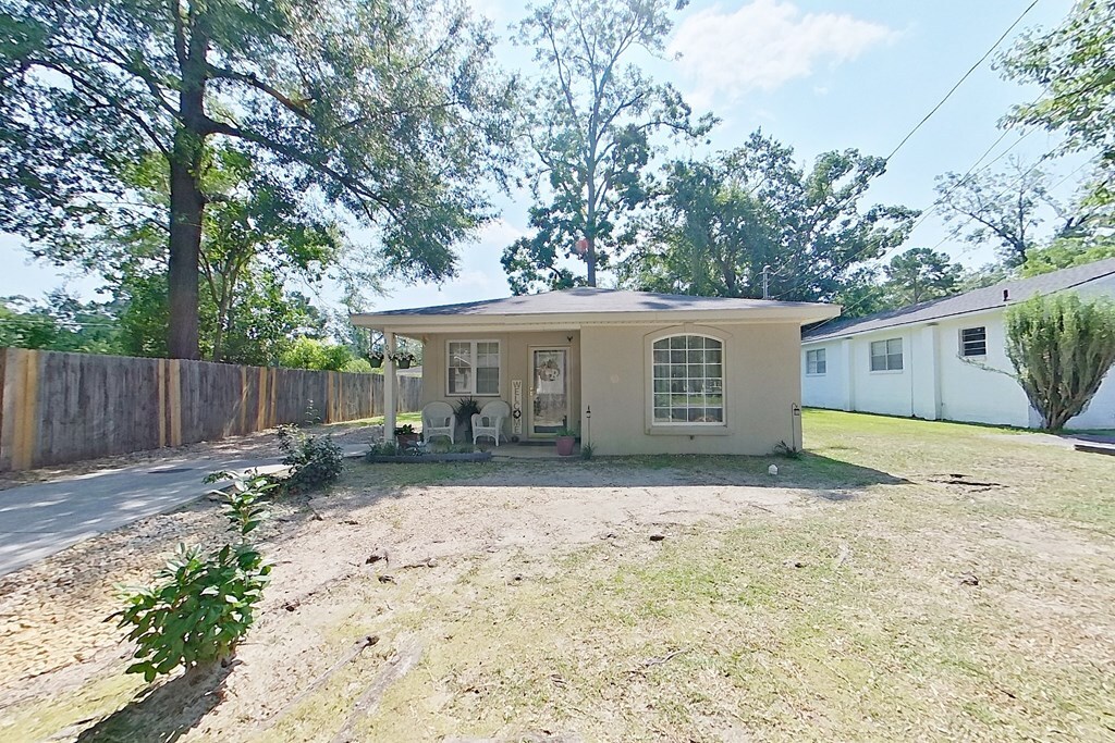 Property Photo:  1003 Wright Street  GA 31792 