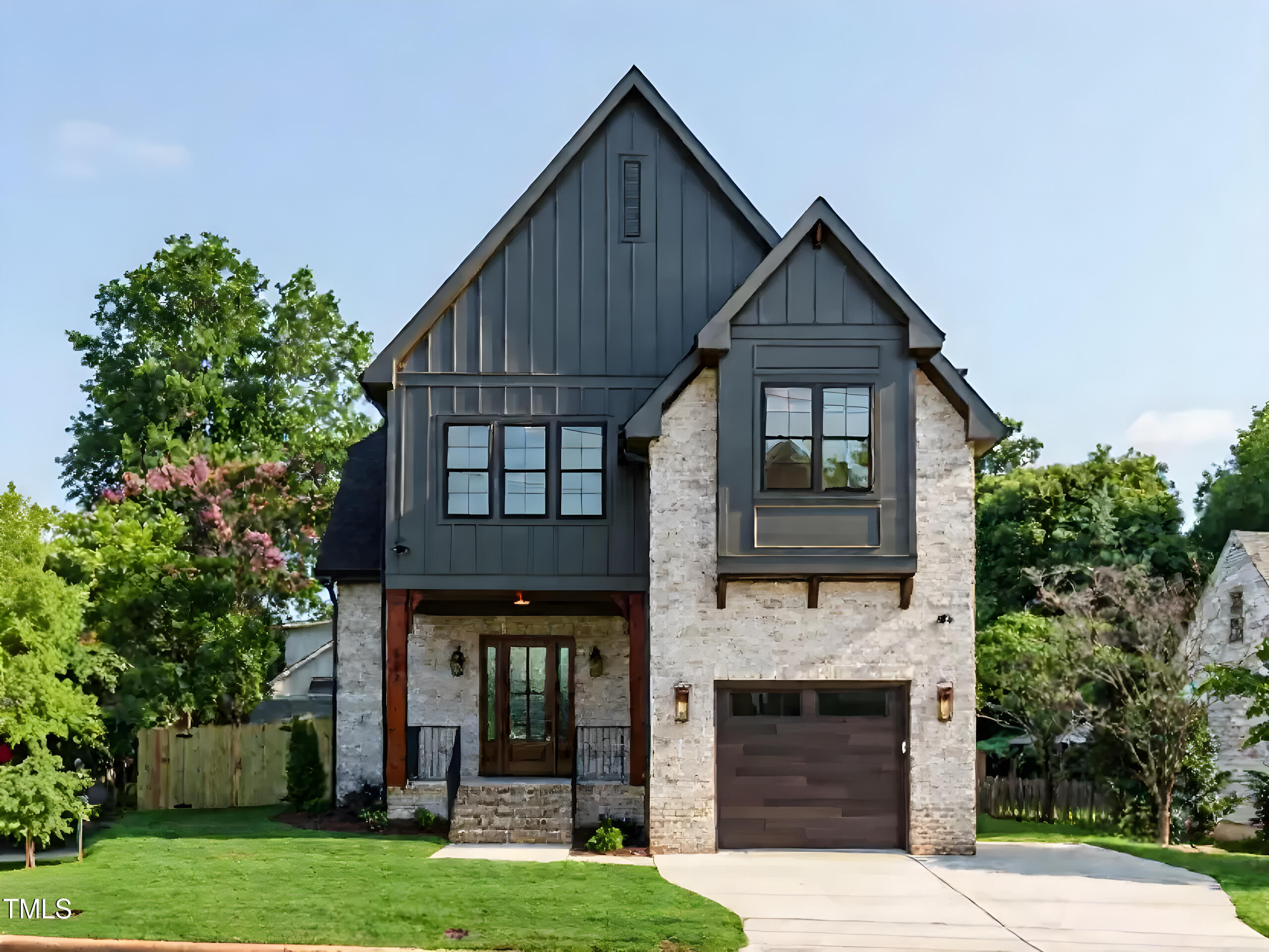 627 Georgetown Road  Raleigh NC 27608 photo