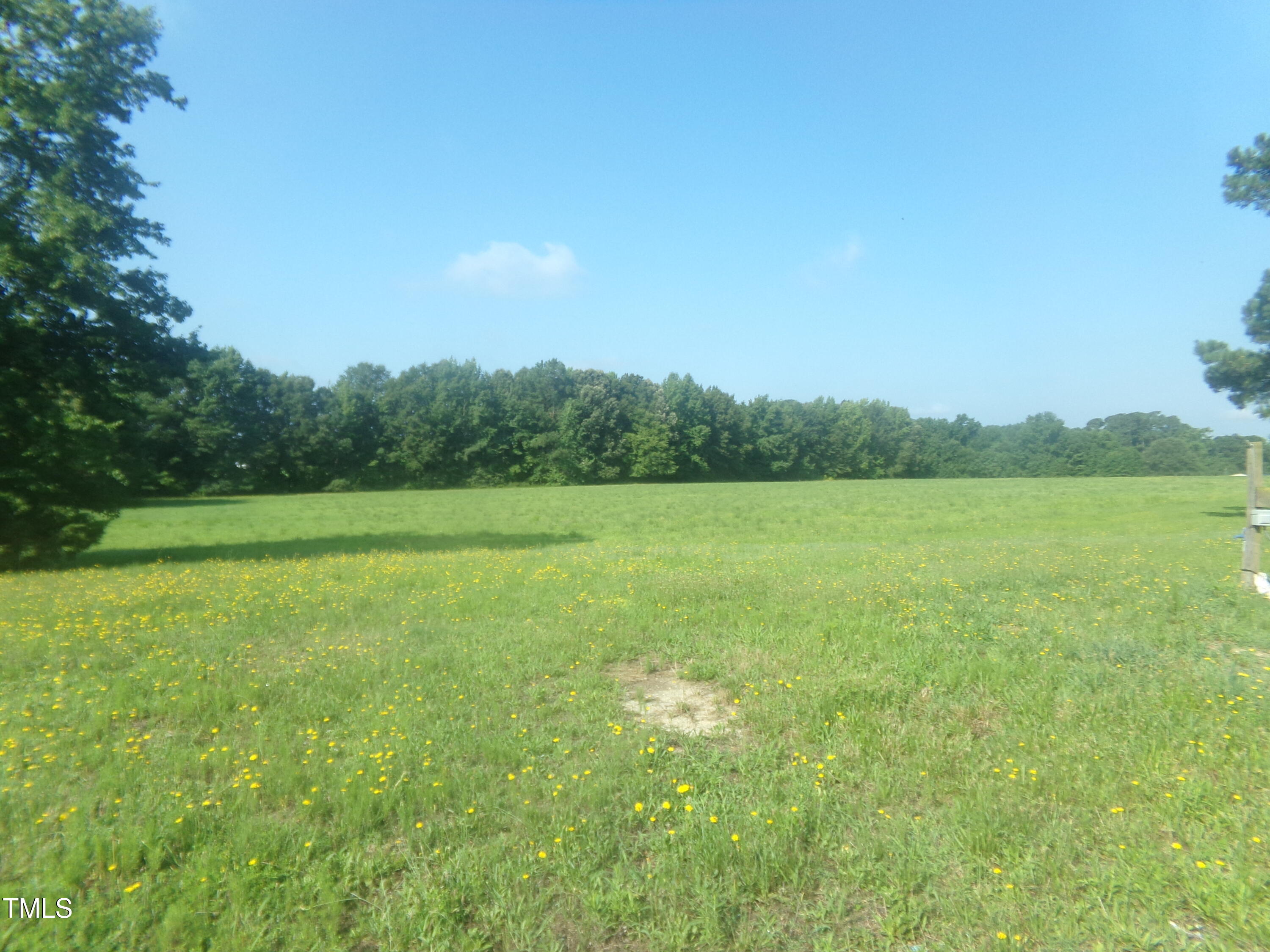Property Photo:  1809 Johnson Town Road  NC 27597 