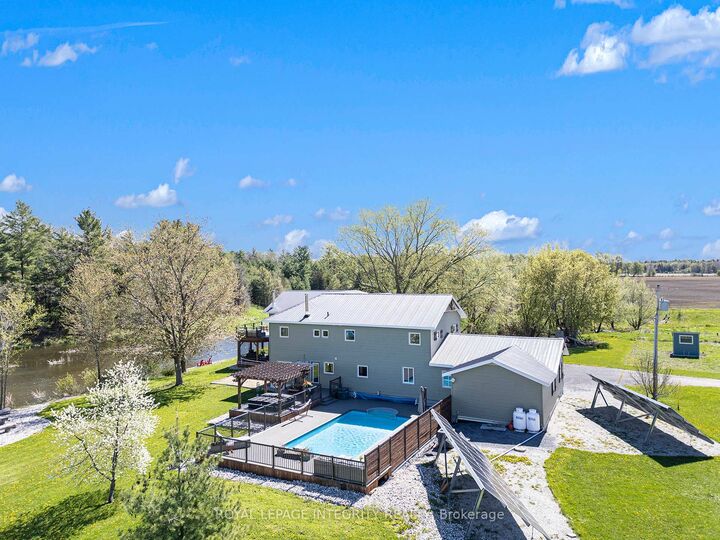 Property Photo:  6548 Carp Road  ON K0A 2H0 