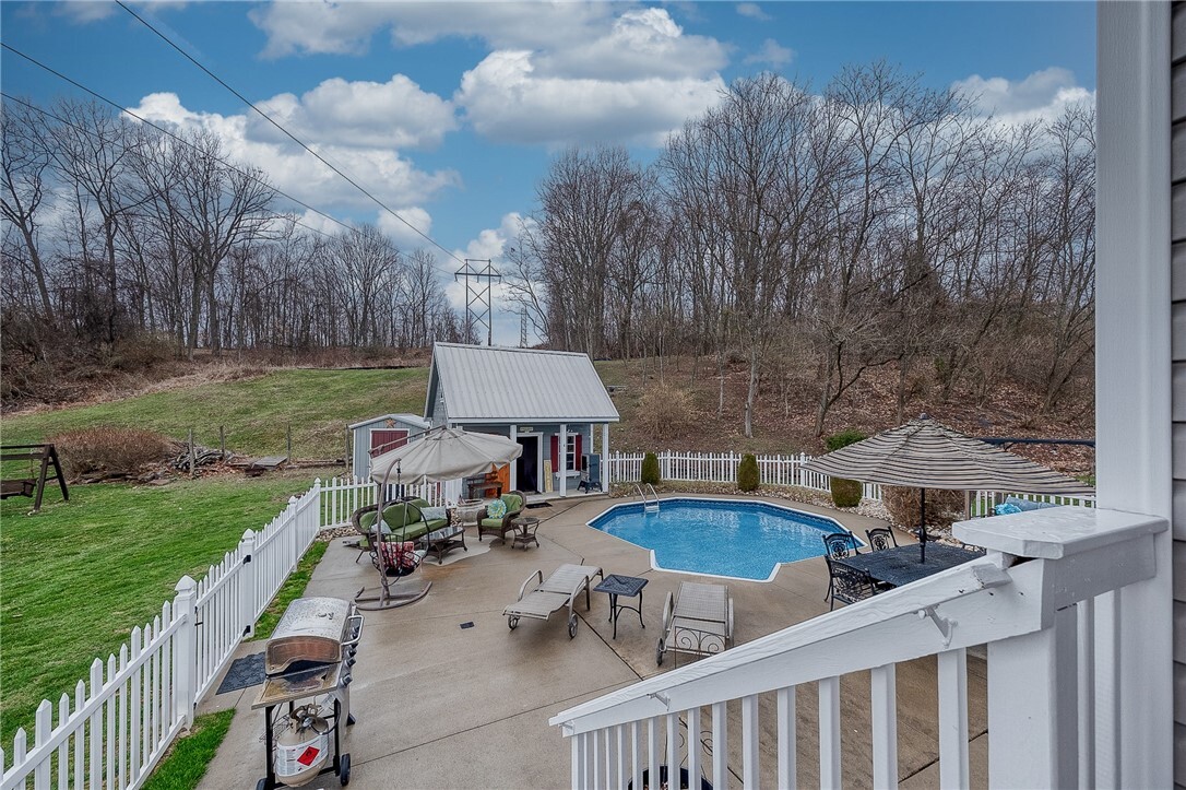 Property Photo:  209 Butternut  PA 15057 