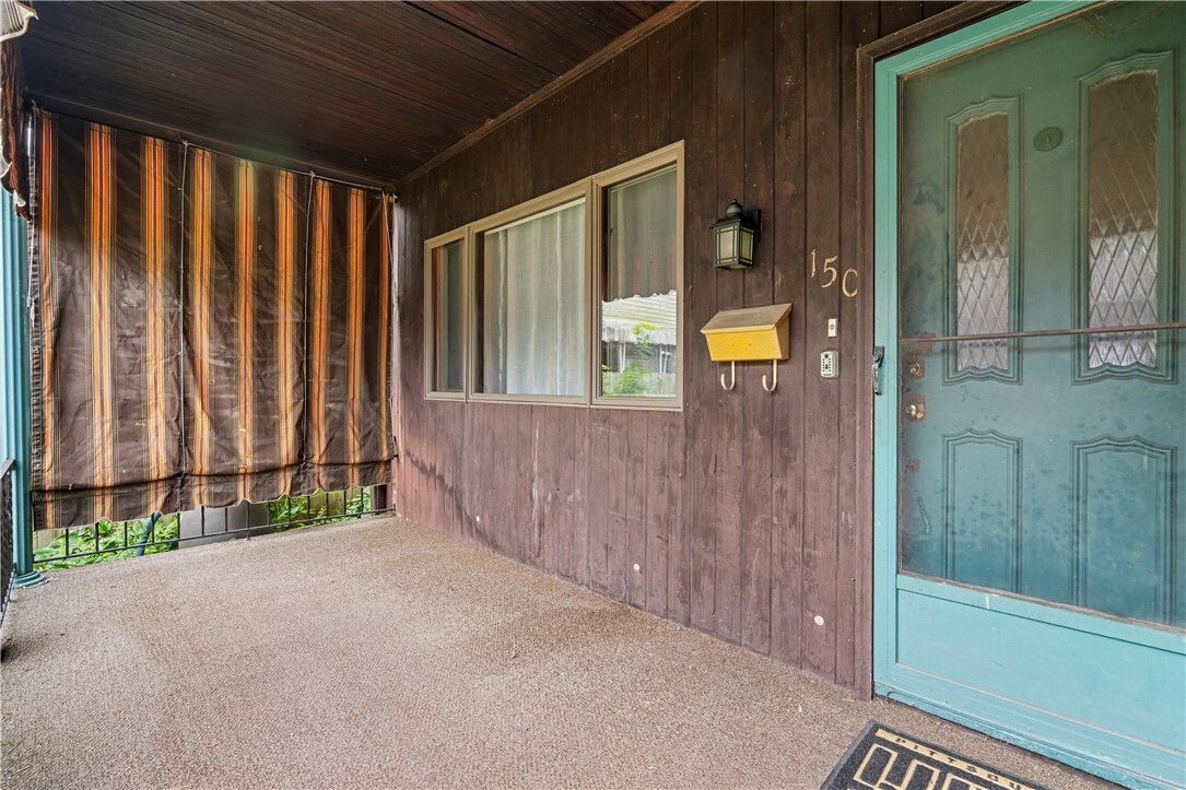 Property Photo:  150 Warden St  PA 15220 