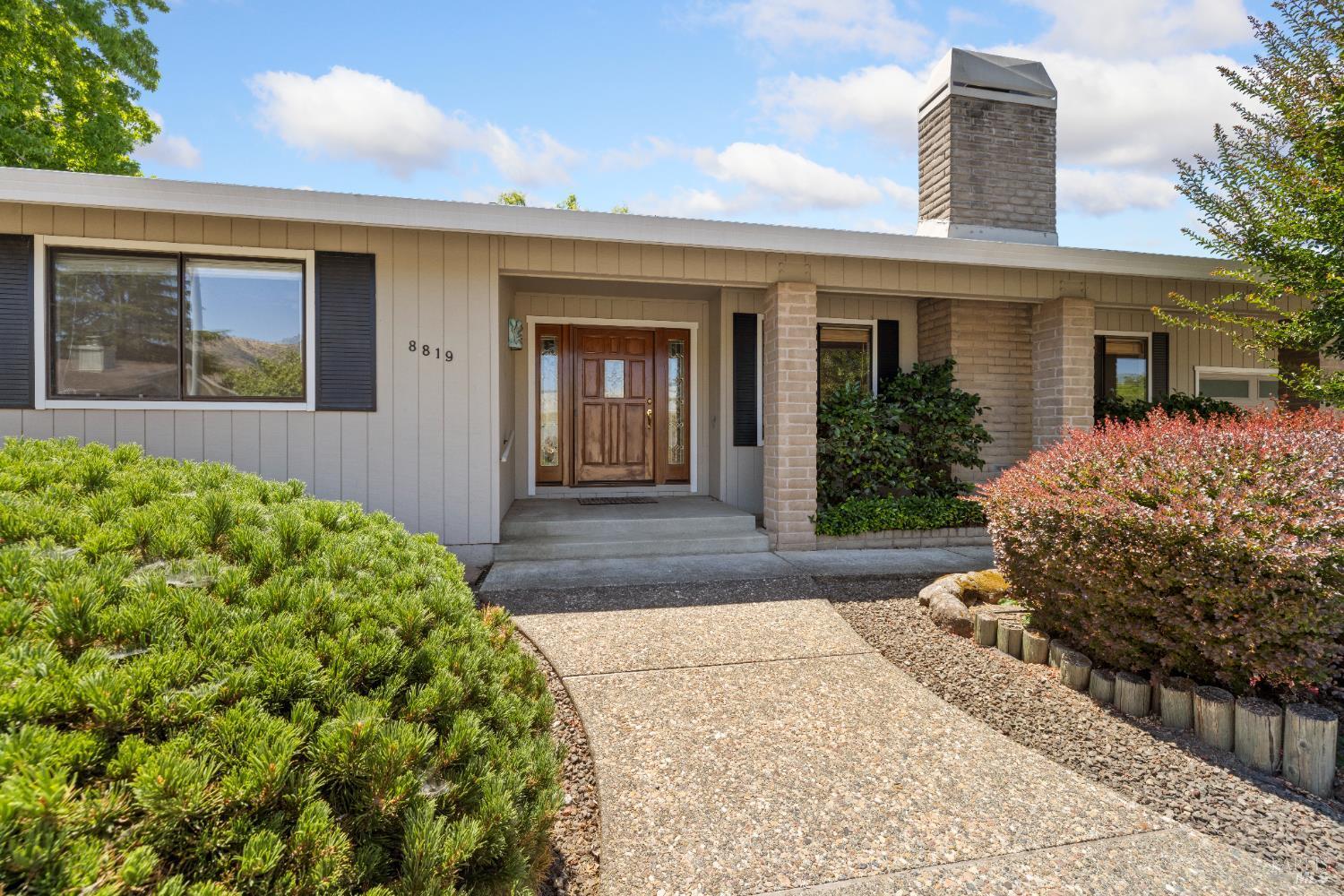 Property Photo:  8819 Hood Mountain Way  CA 95409 