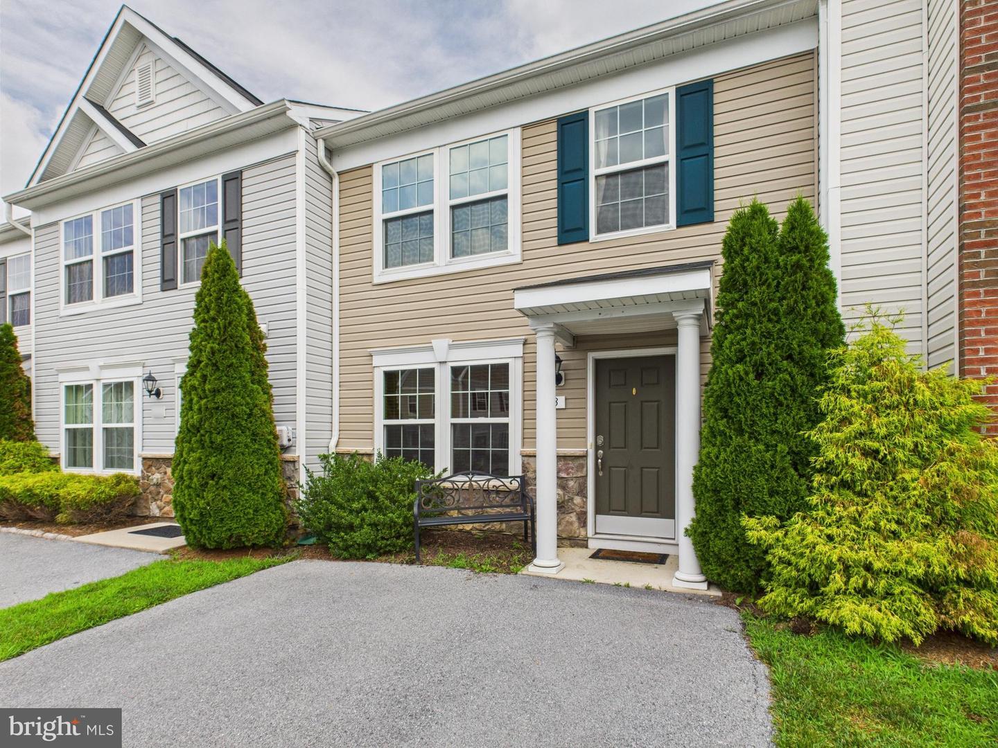 Property Photo: 73 Teakwood Drive WV 25404