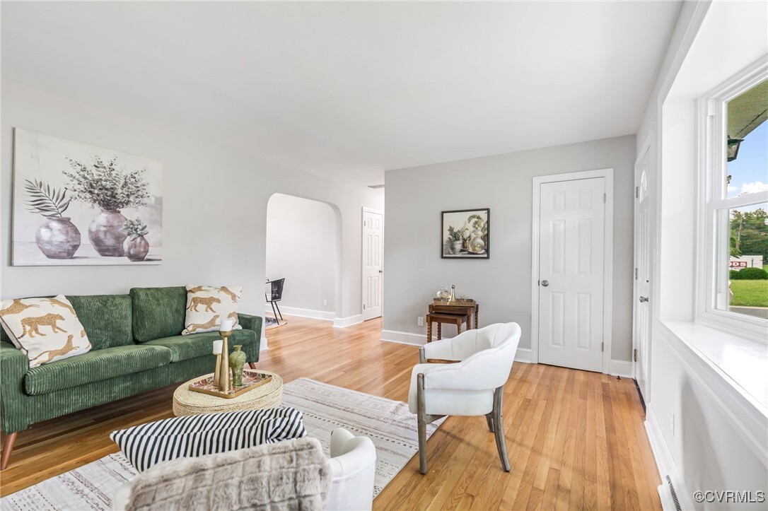 Property Photo: 4308 Sunset Drive VA 23803
