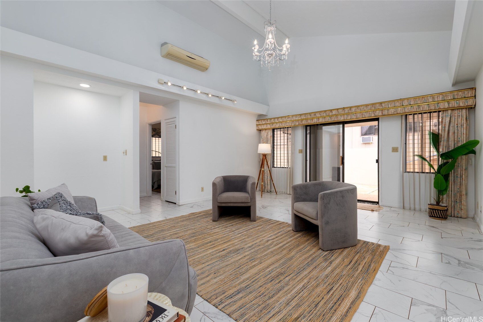 Property Photo: 98-827 Ainanui Loop HI 96701
