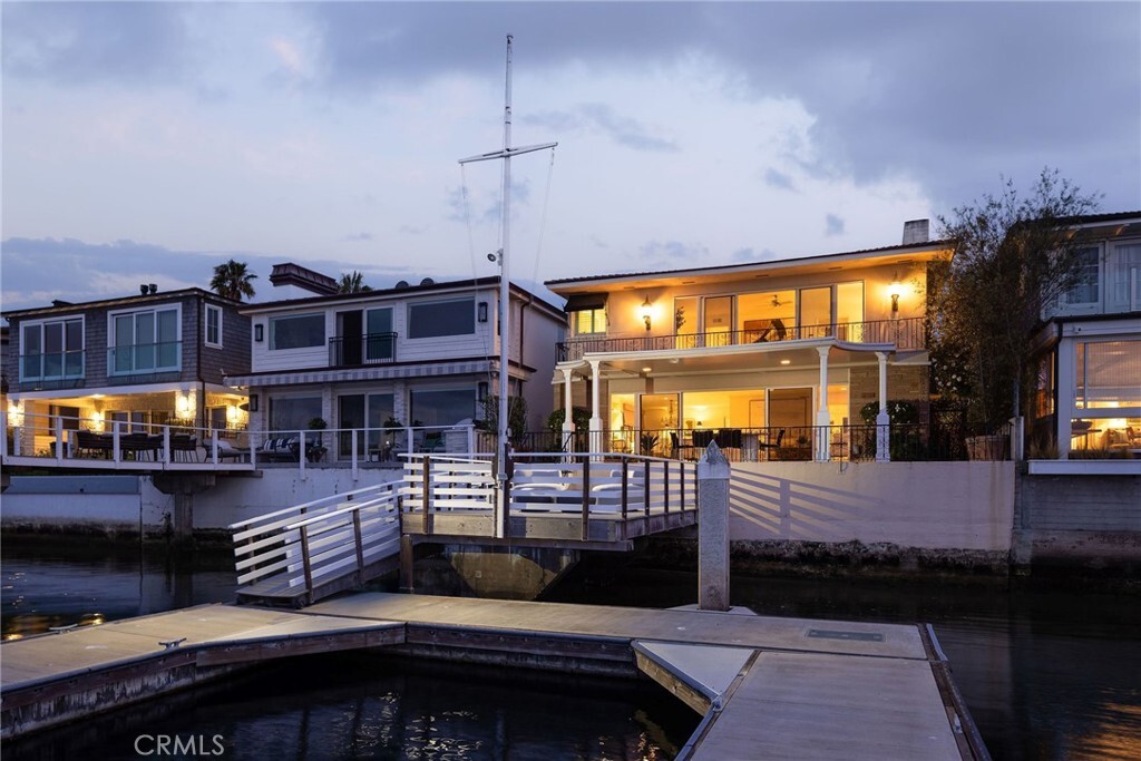Property Photo:  816 Via Lido Nord  CA 92663 