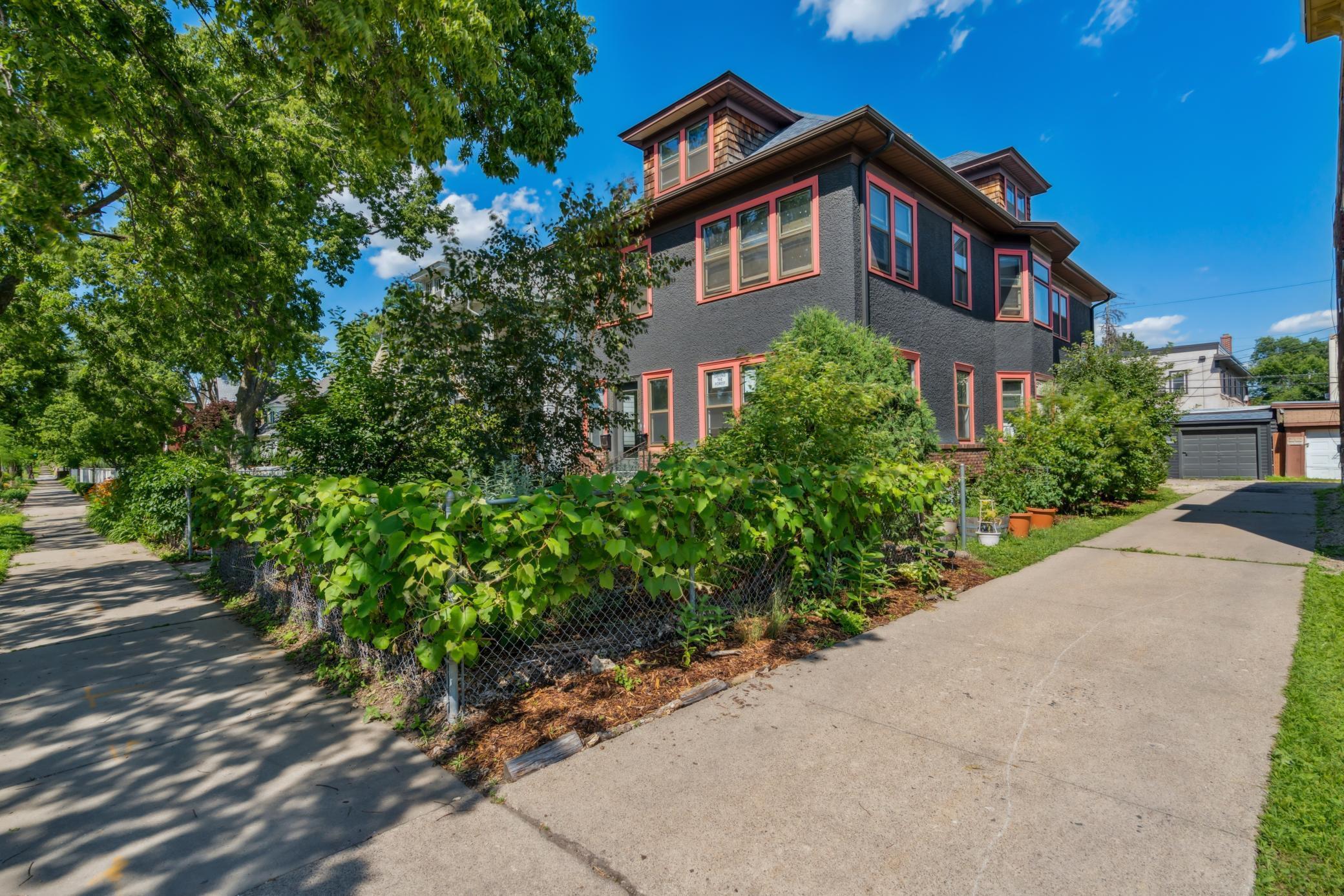 Property Photo:  3629 Park Avenue  MN 55407 