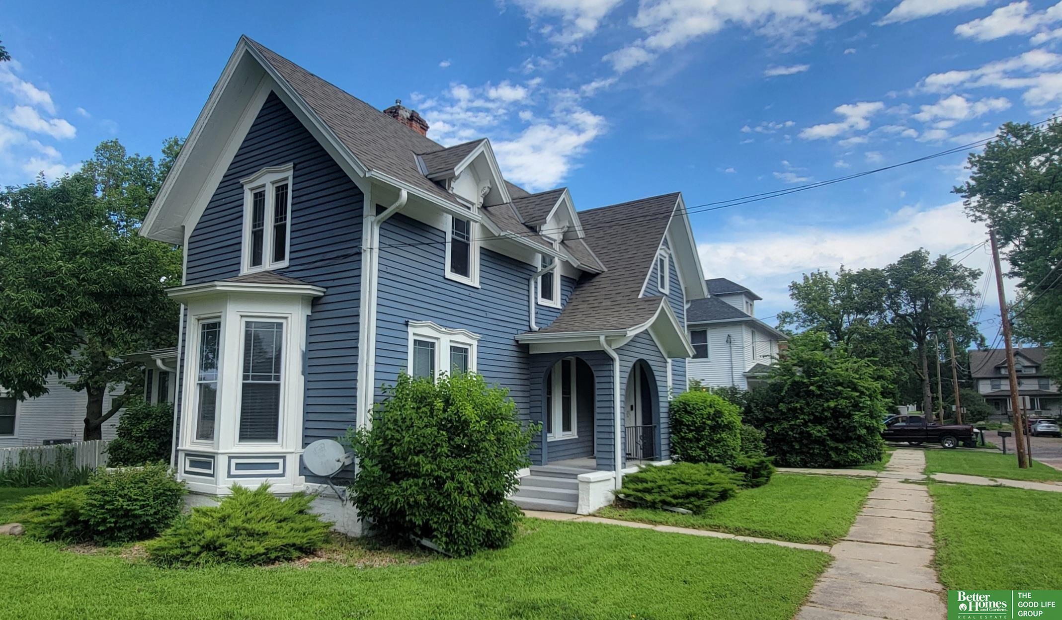 Property Photo: 649 E 6th Street NE 68467
