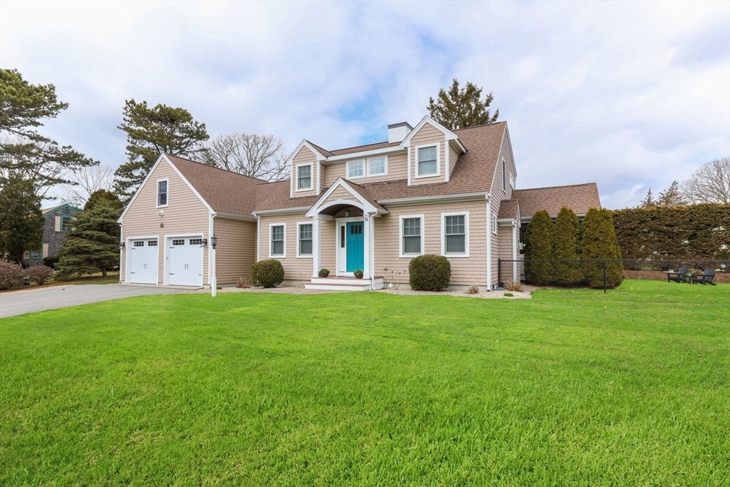 31 Seatucket Rd  Falmouth MA 02536 photo