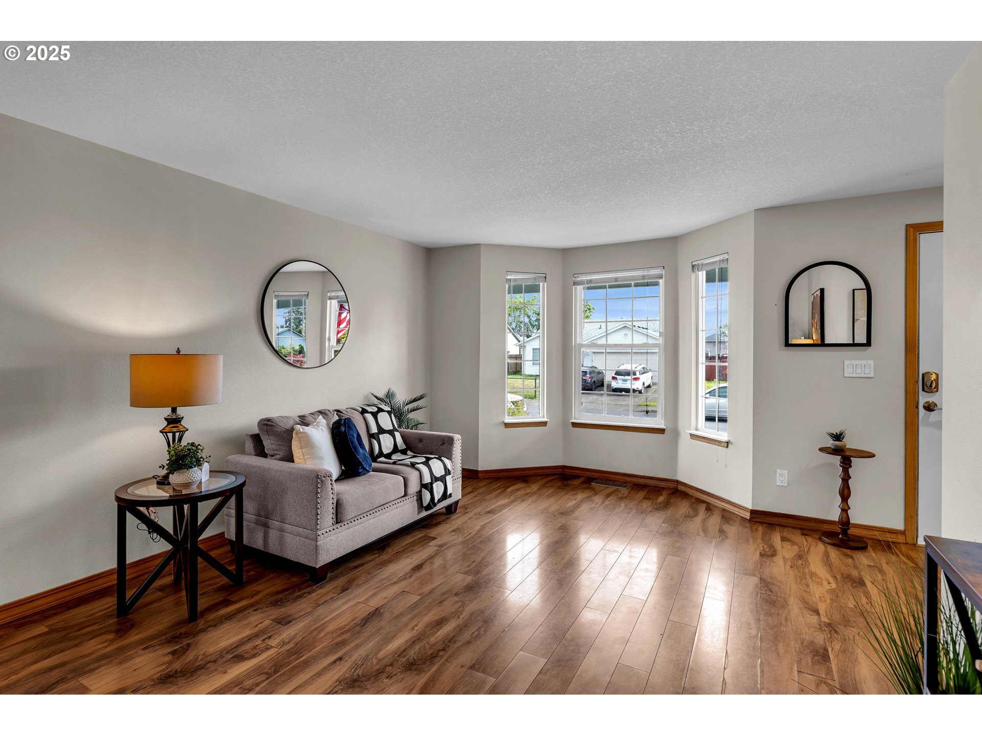 Property Photo:  13306 NE 92nd St  WA 98682 