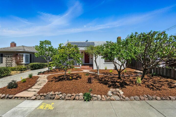 1513 Oak Street  San Mateo CA 94402 photo