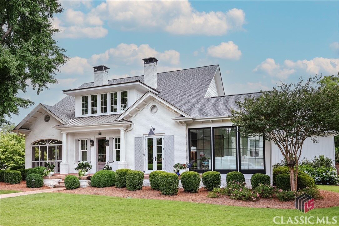 Property Photo:  403 University Drive  GA 30605 