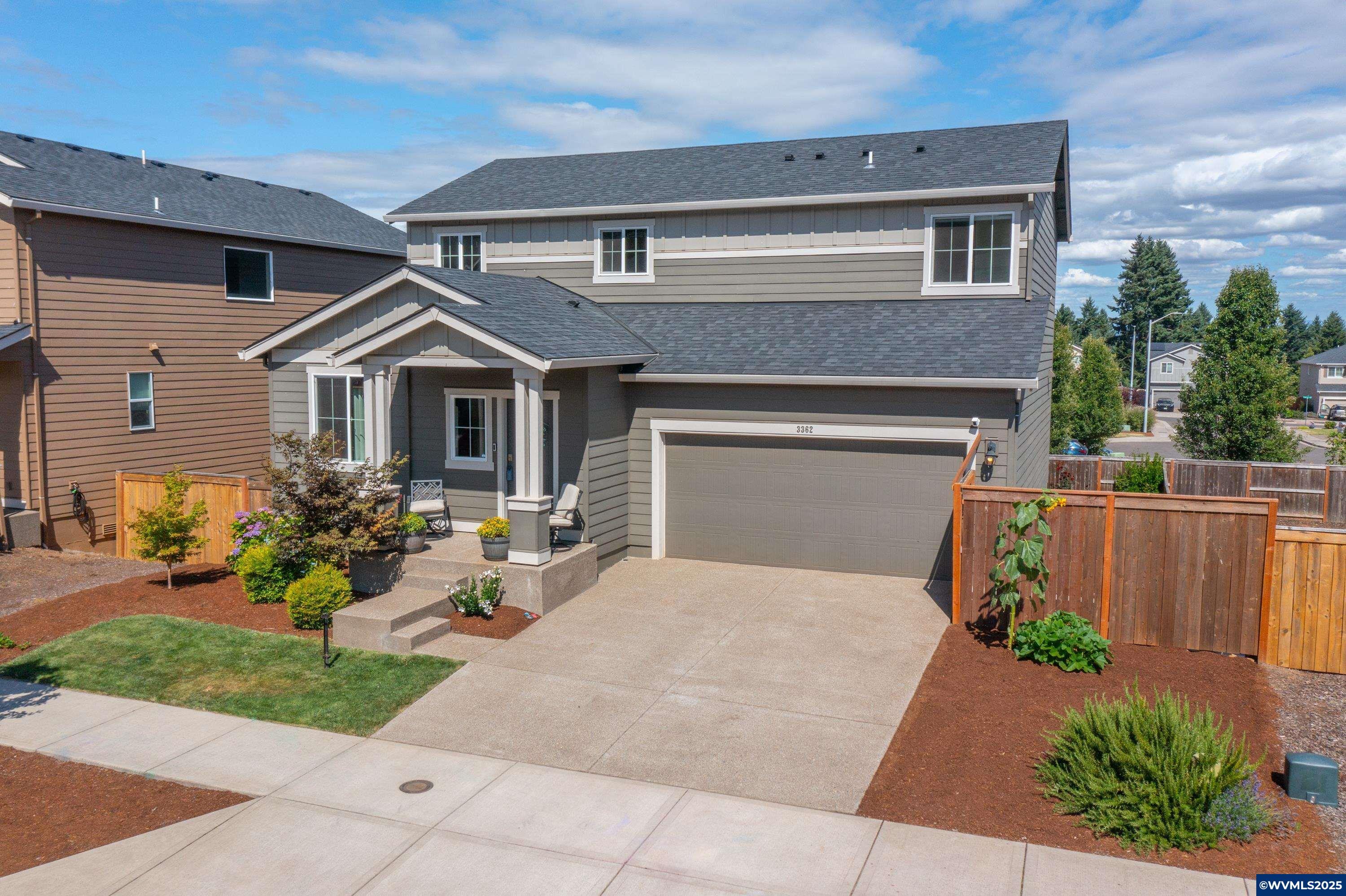 Property Photo: 3362 Elder St NW OR 97304