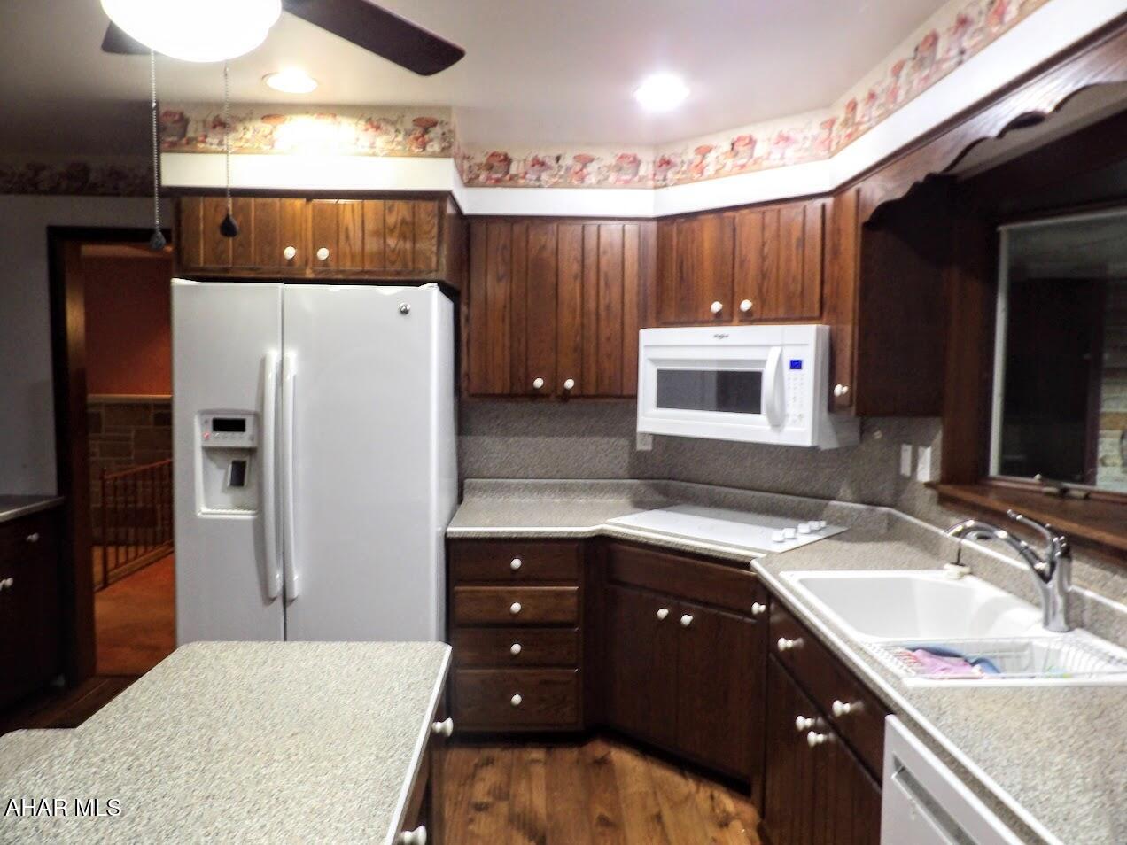 Property Photo: 817 New Street PA 16673