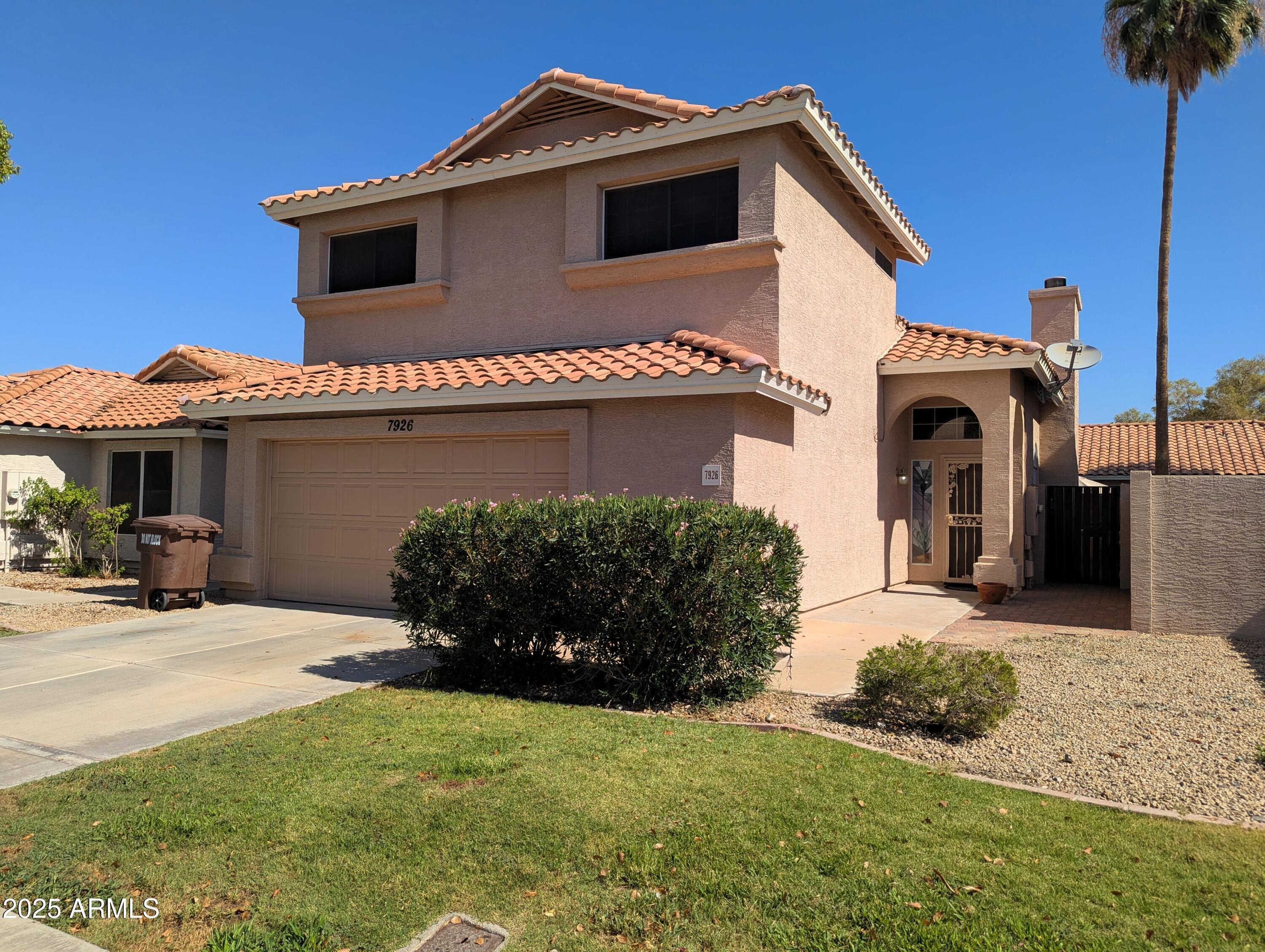 Property Photo: 7926 W Laurel Lane AZ 85345