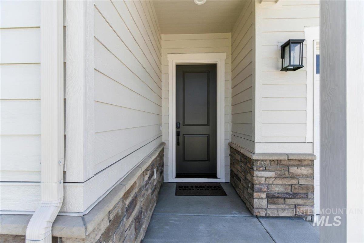 Property Photo: 2292 N Ice Fire Ave ID 83669