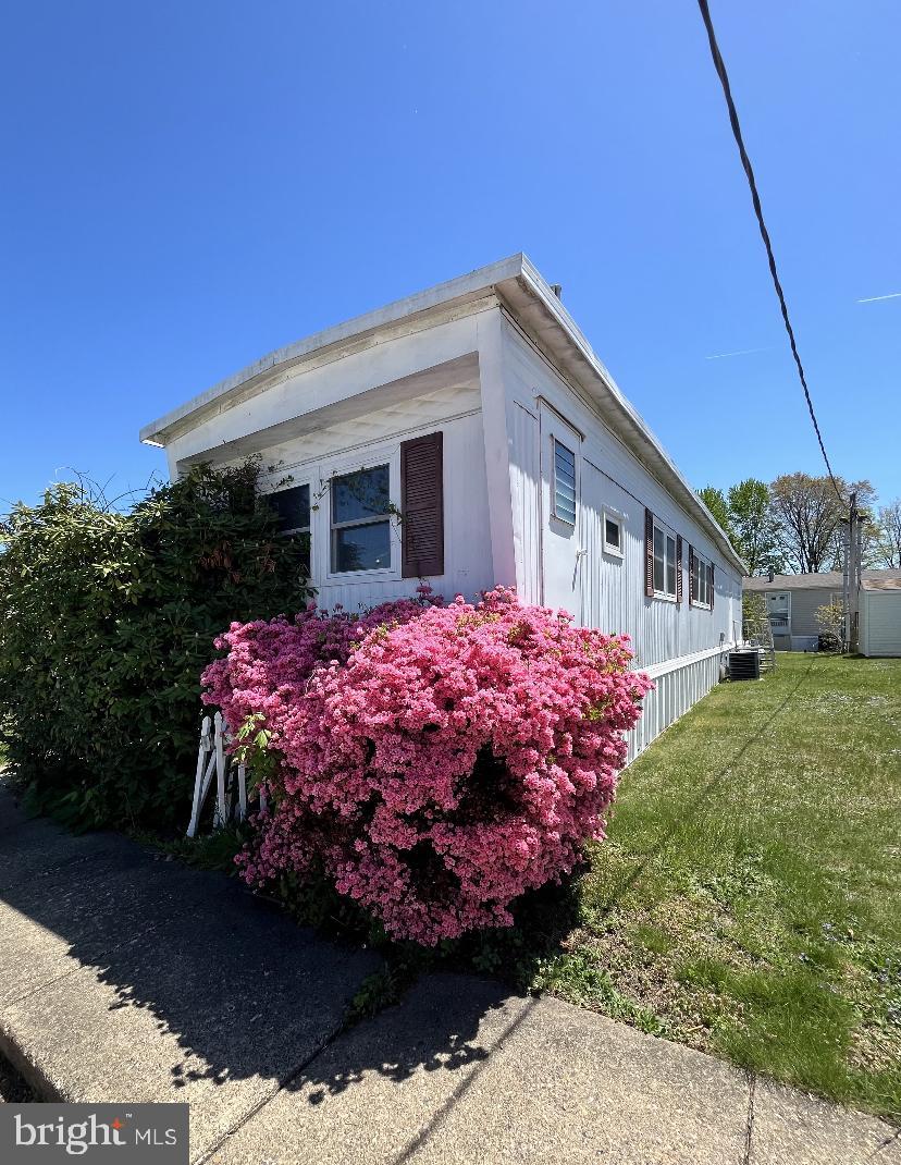 Property Photo: 3565 Rose Avenue PA 19053