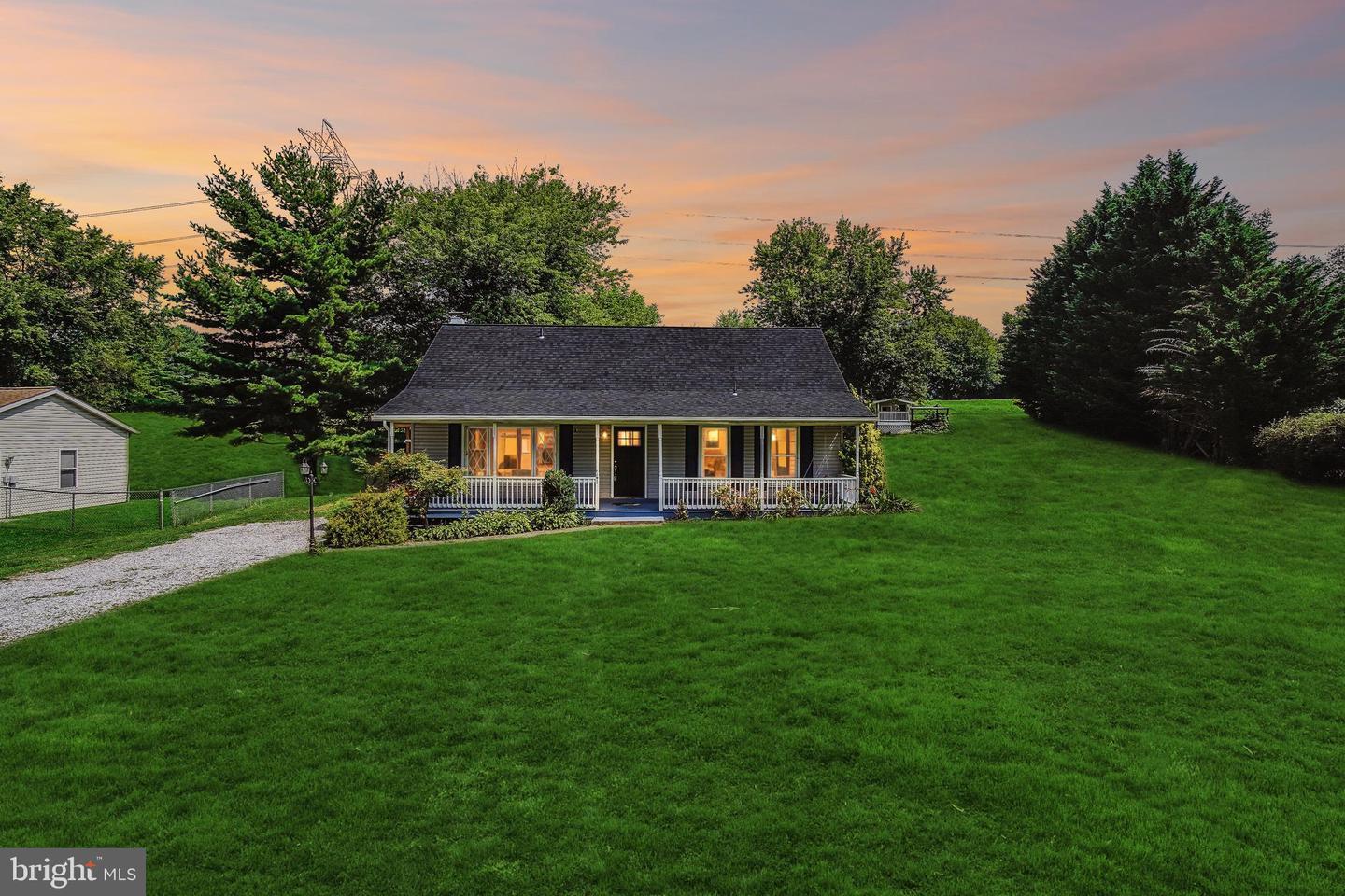 Property Photo: 4909 Oriole Court MD 21158