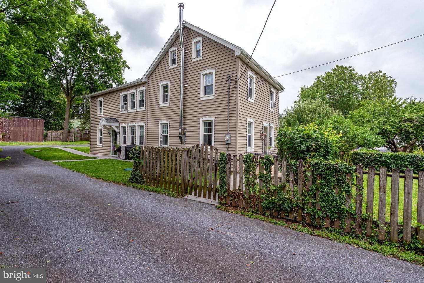 Property Photo: 1211 Creek Road PA 17543