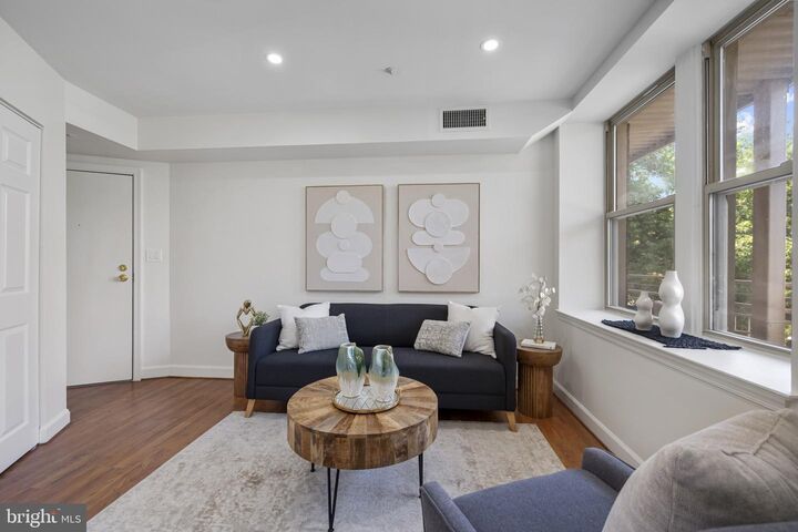 Property Photo:  1801 Calvert Street NW 208  DC 20009 