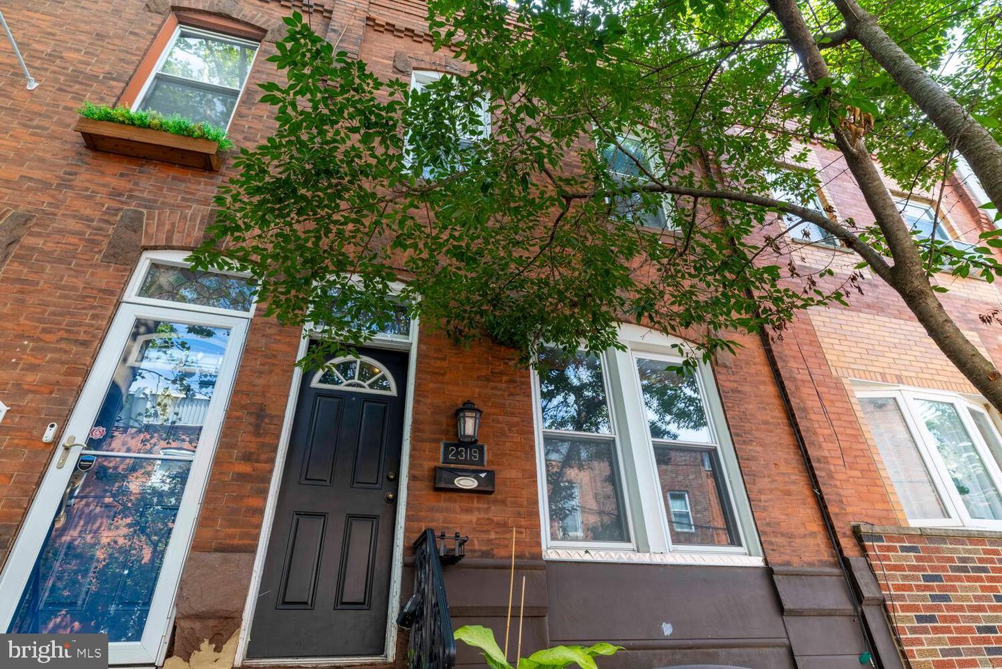 Property Photo:  2319 S Woodstock Street  PA 19145 