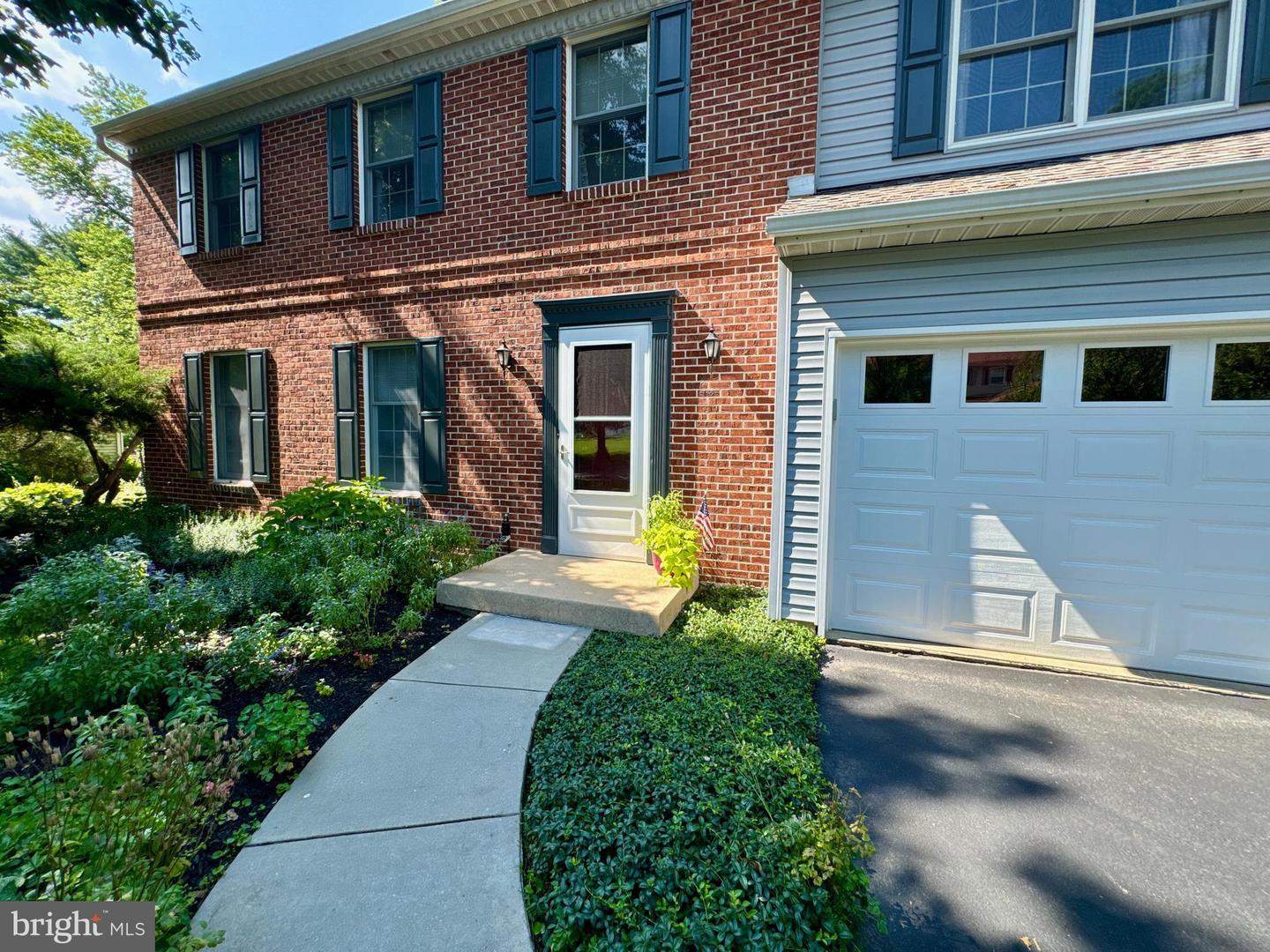 Property Photo: 4135 Camberlay Drive PA 17402