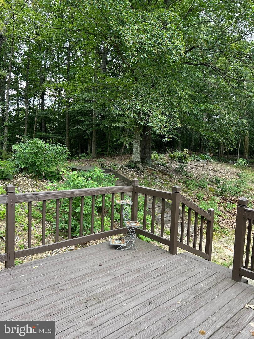 Property Photo: 18245 Linton Court VA 22026