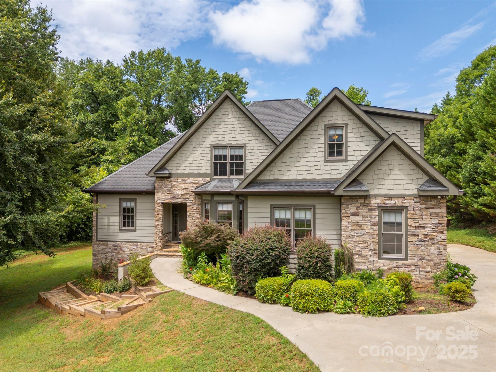Property Photo: 60 Bridge Lane NC 28782