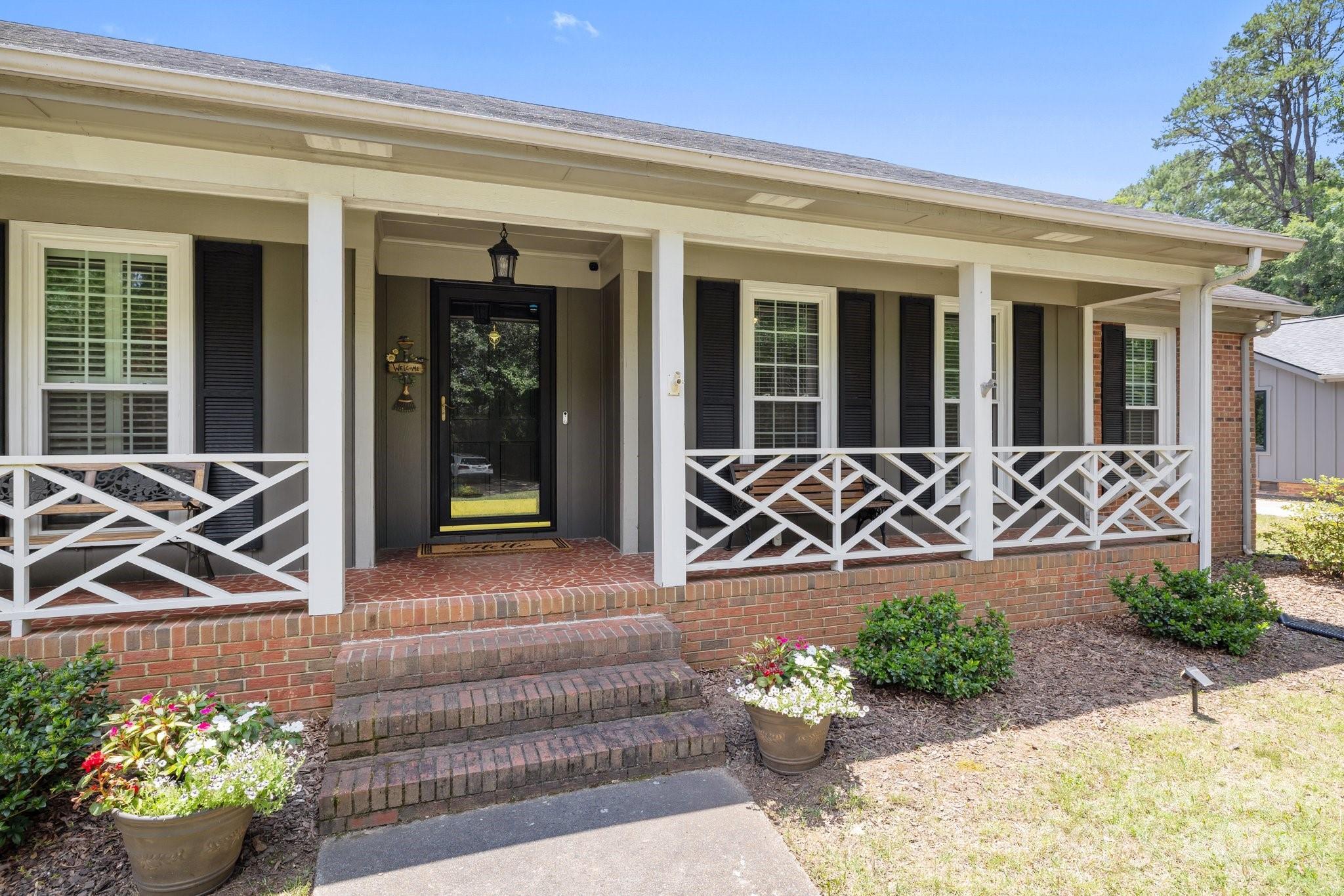 Property Photo:  5006 Crooked Oak Lane  NC 28226 