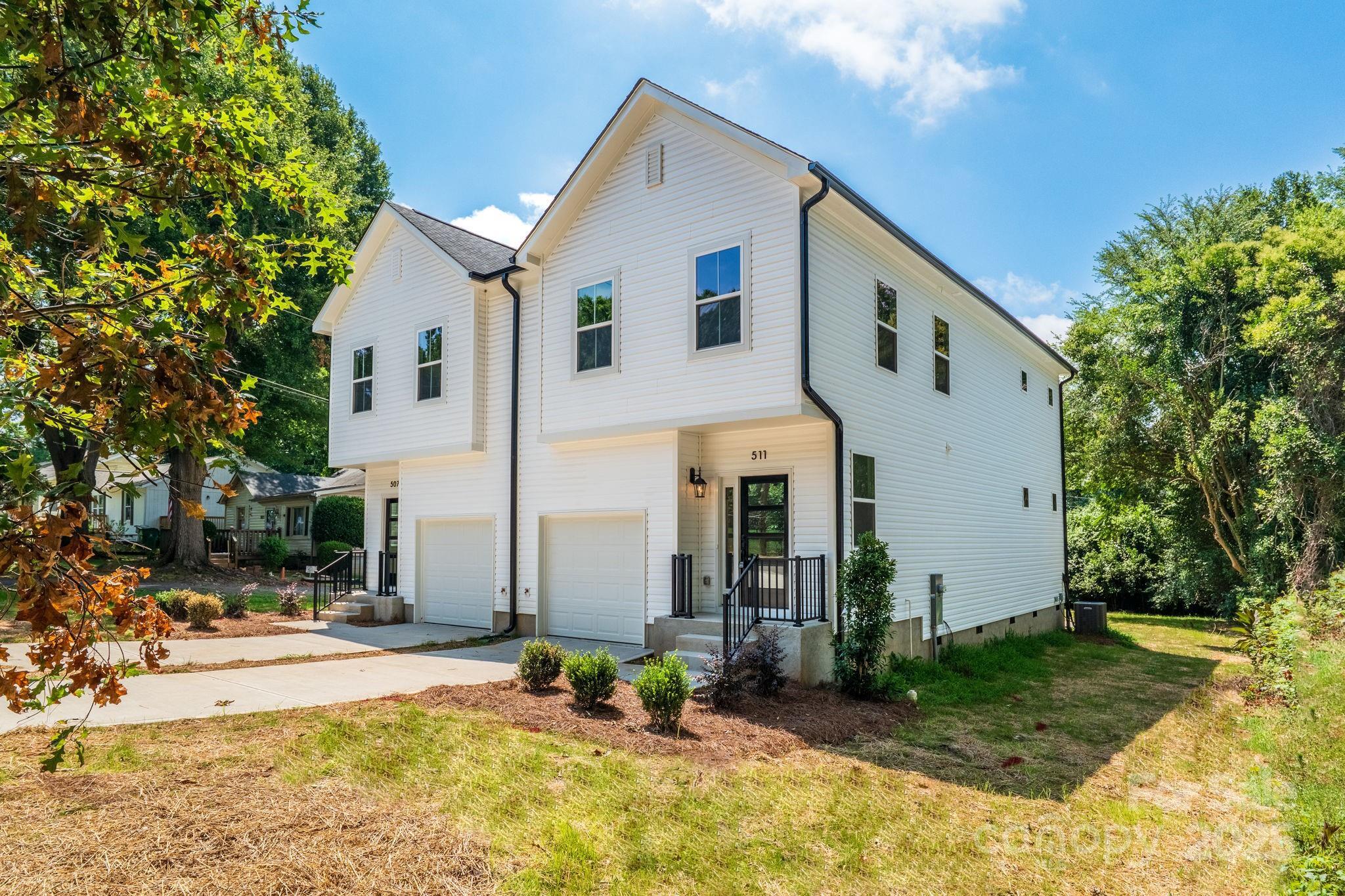Property Photo: 511 Greenwood Drive NC 28217