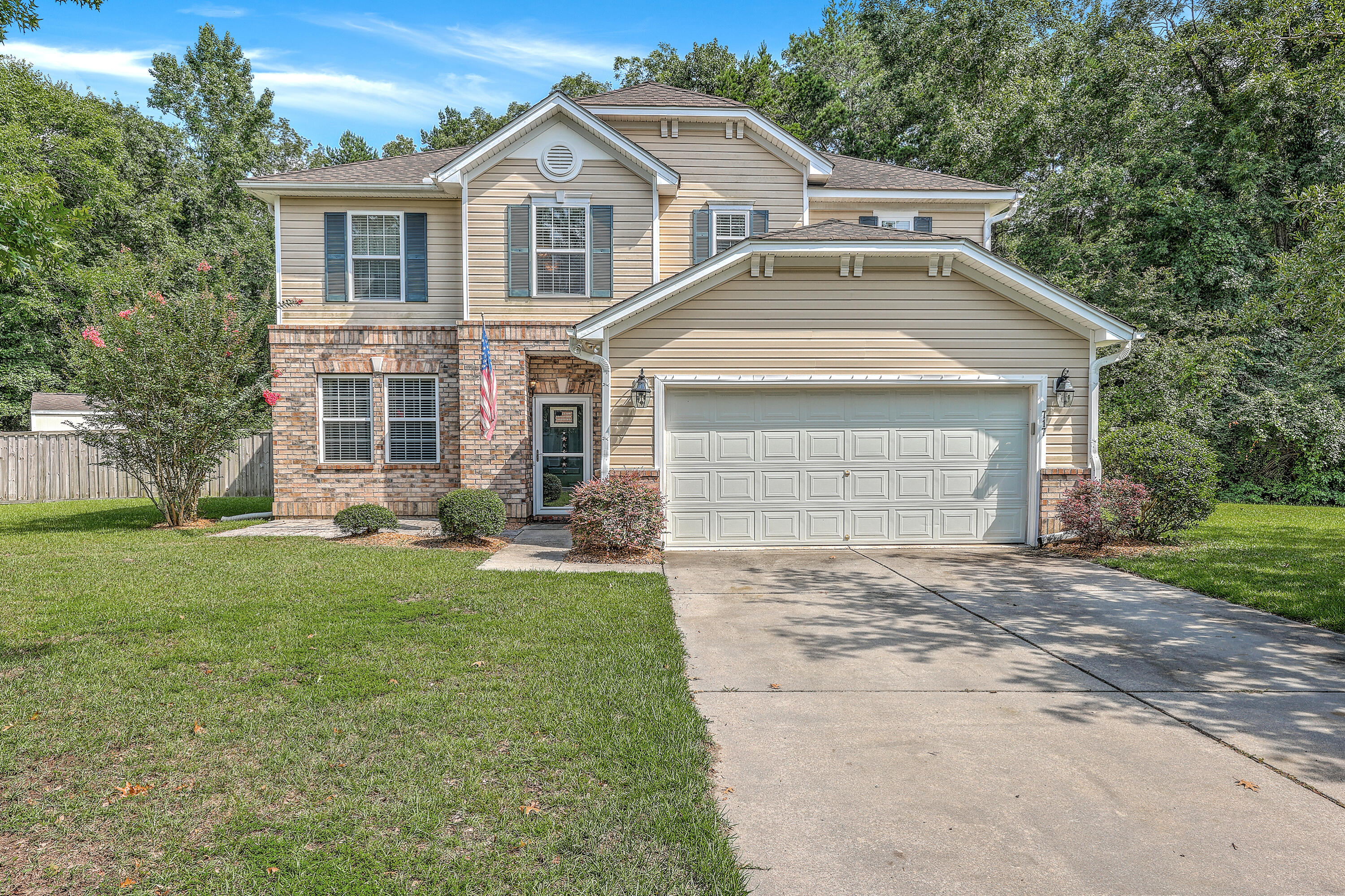 Property Photo: 717 Professor Drive SC 29456