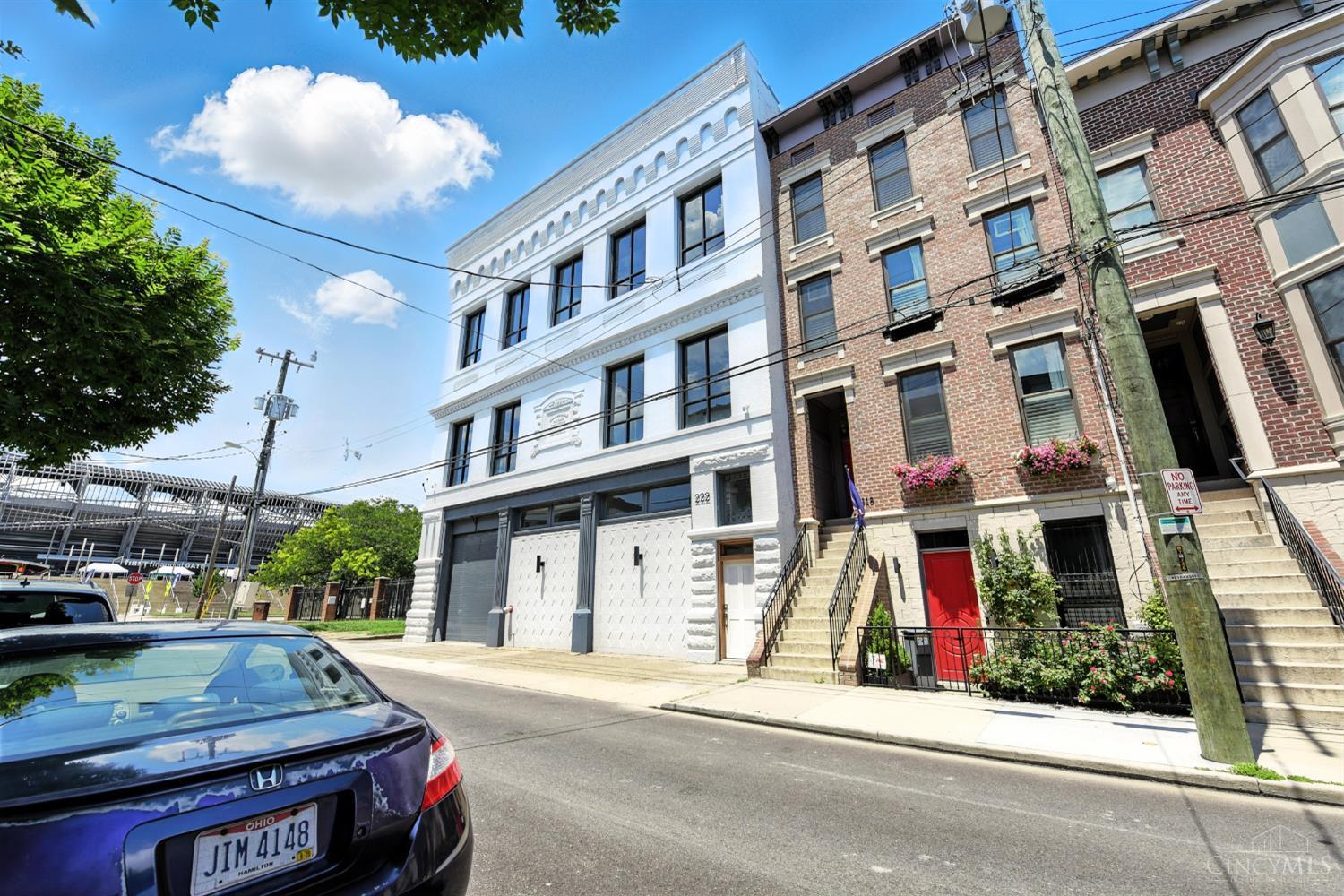 Property Photo: 222 W 15th Street OH 45202