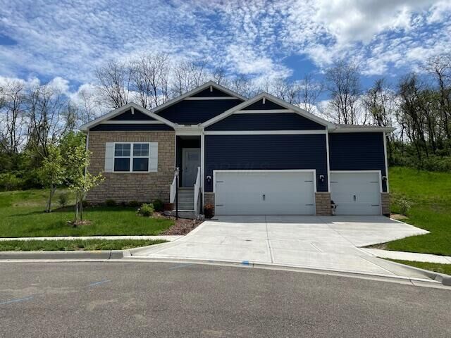 140 Oak Valley Court  Newark OH 43055 photo