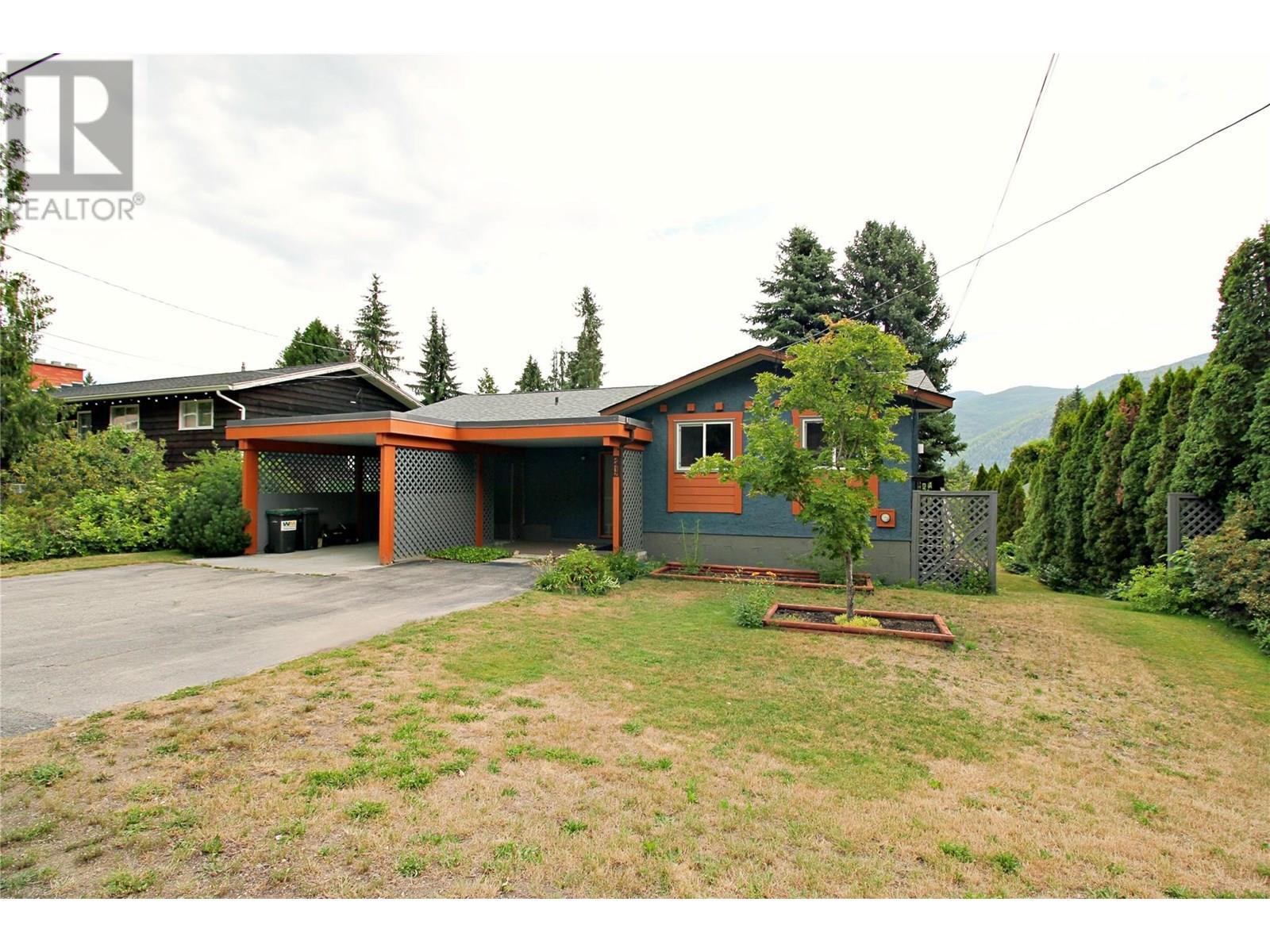 Property Photo: 2417 11th Avenue BC V1N 3B1