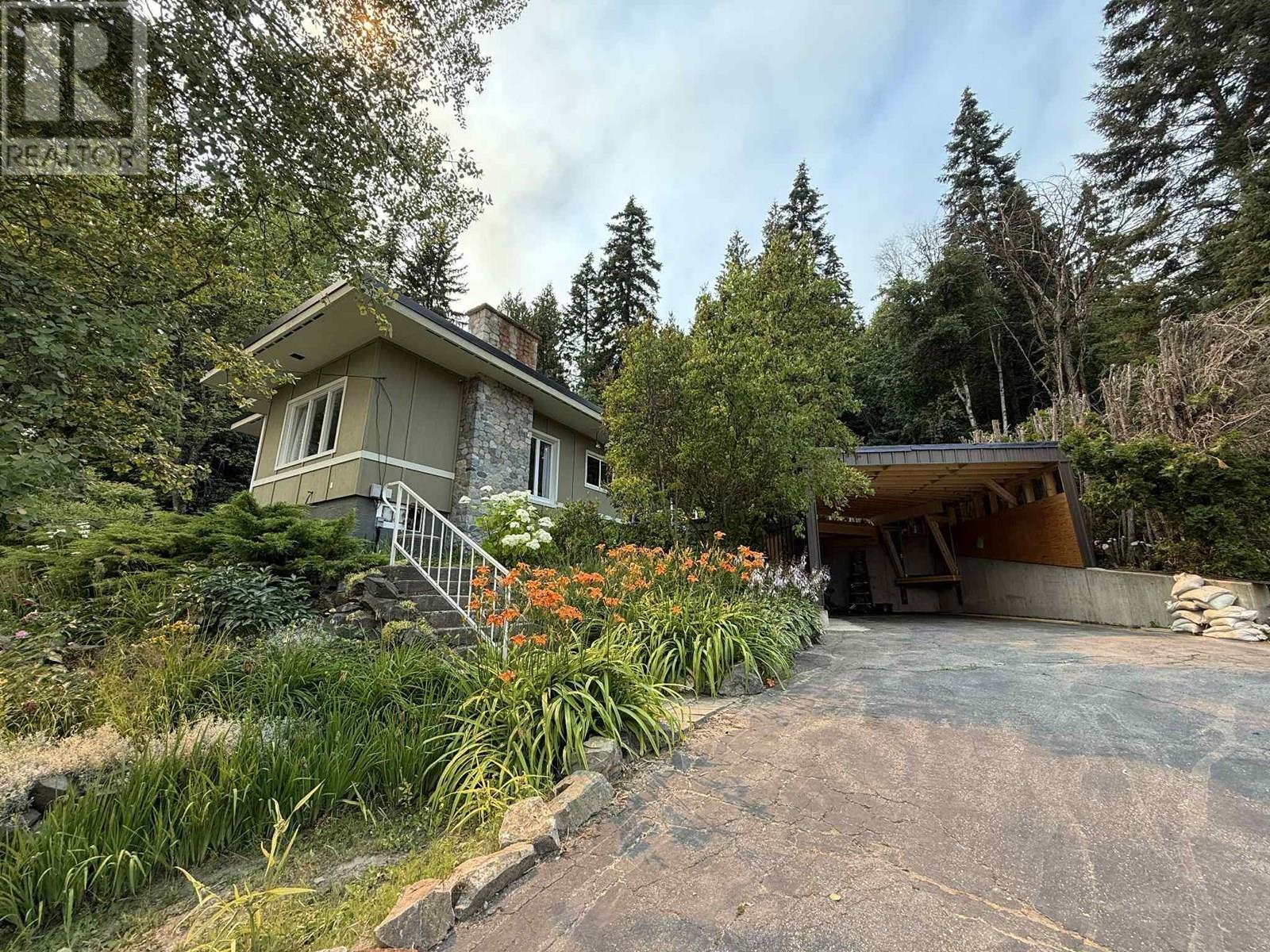 Property Photo:  1091 3B Highway  BC V0G 1P0 