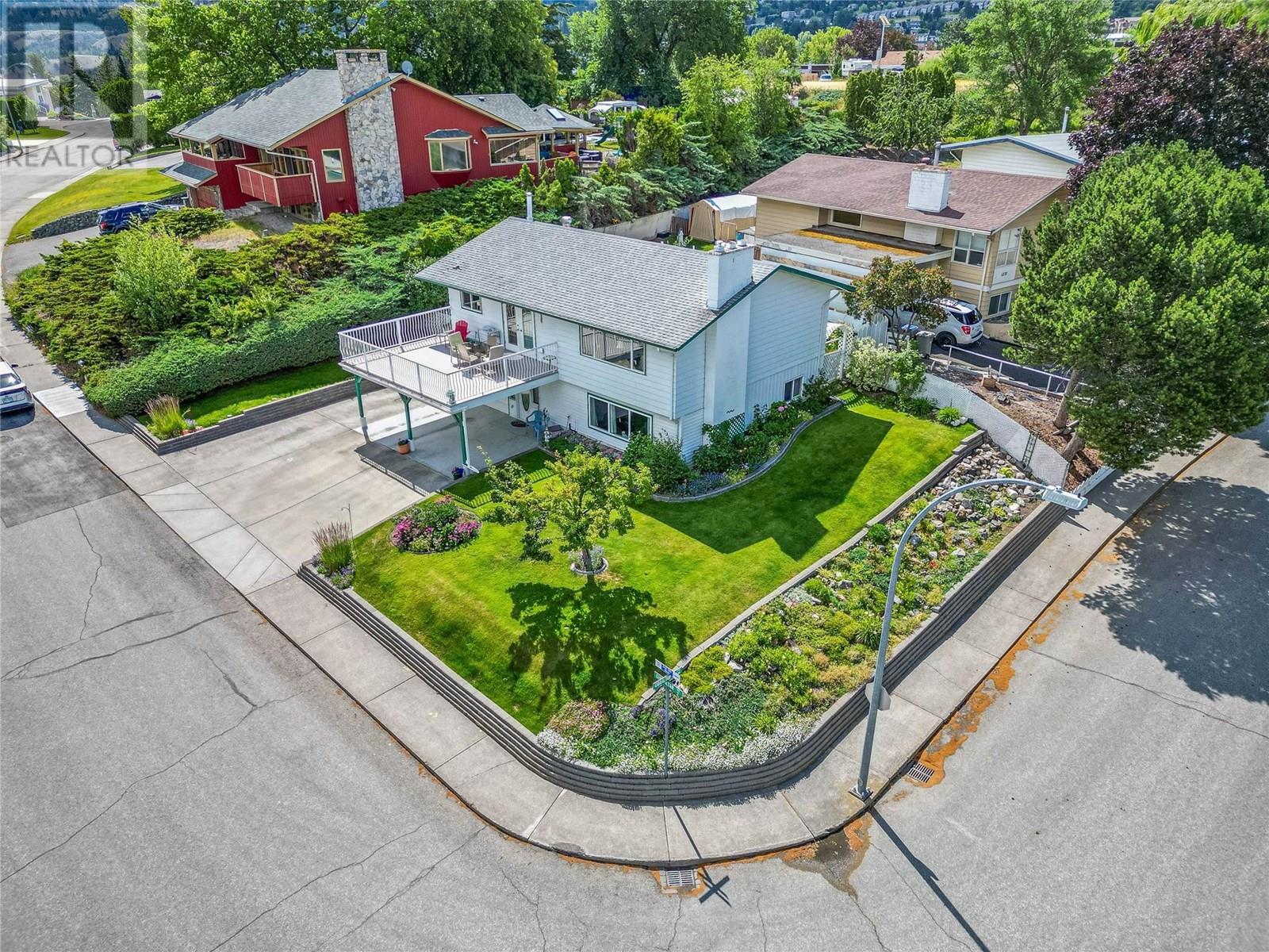 287 Gibraltar Court  Kamloops BC V2C 1P2 photo