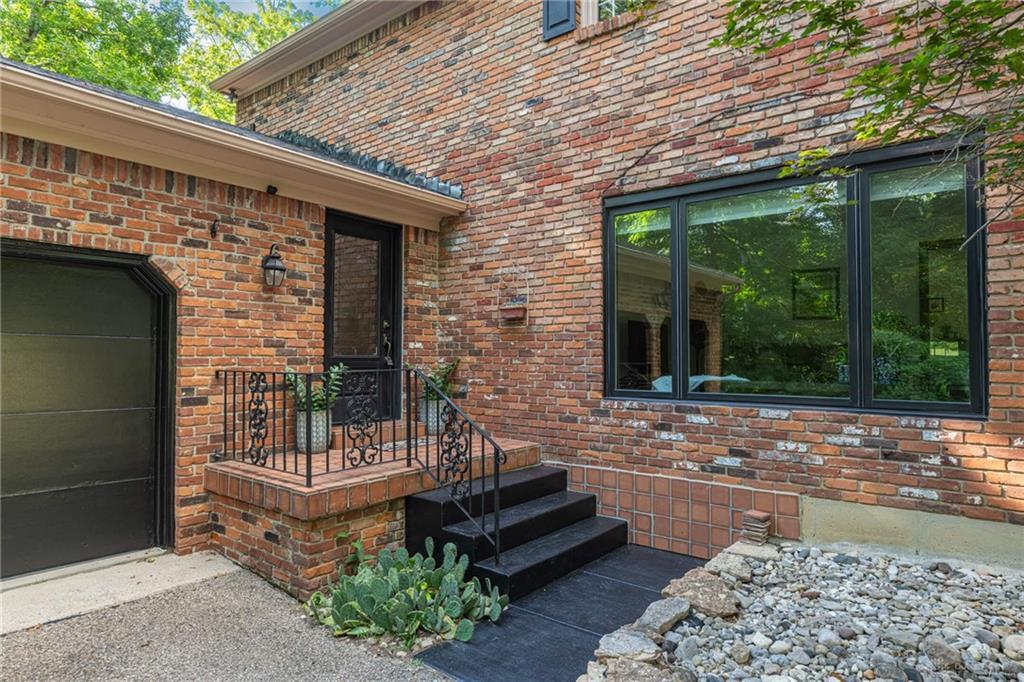 Property Photo: 1908 Court Donegal OH 45042