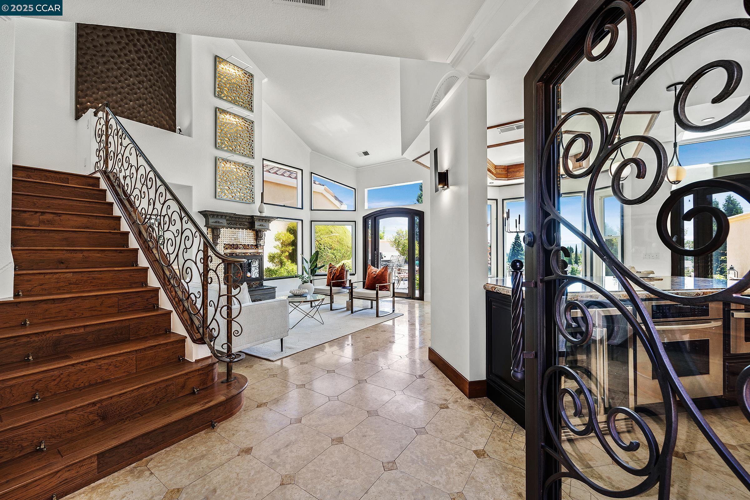 Property Photo: 150 Cortona Dr CA 94582