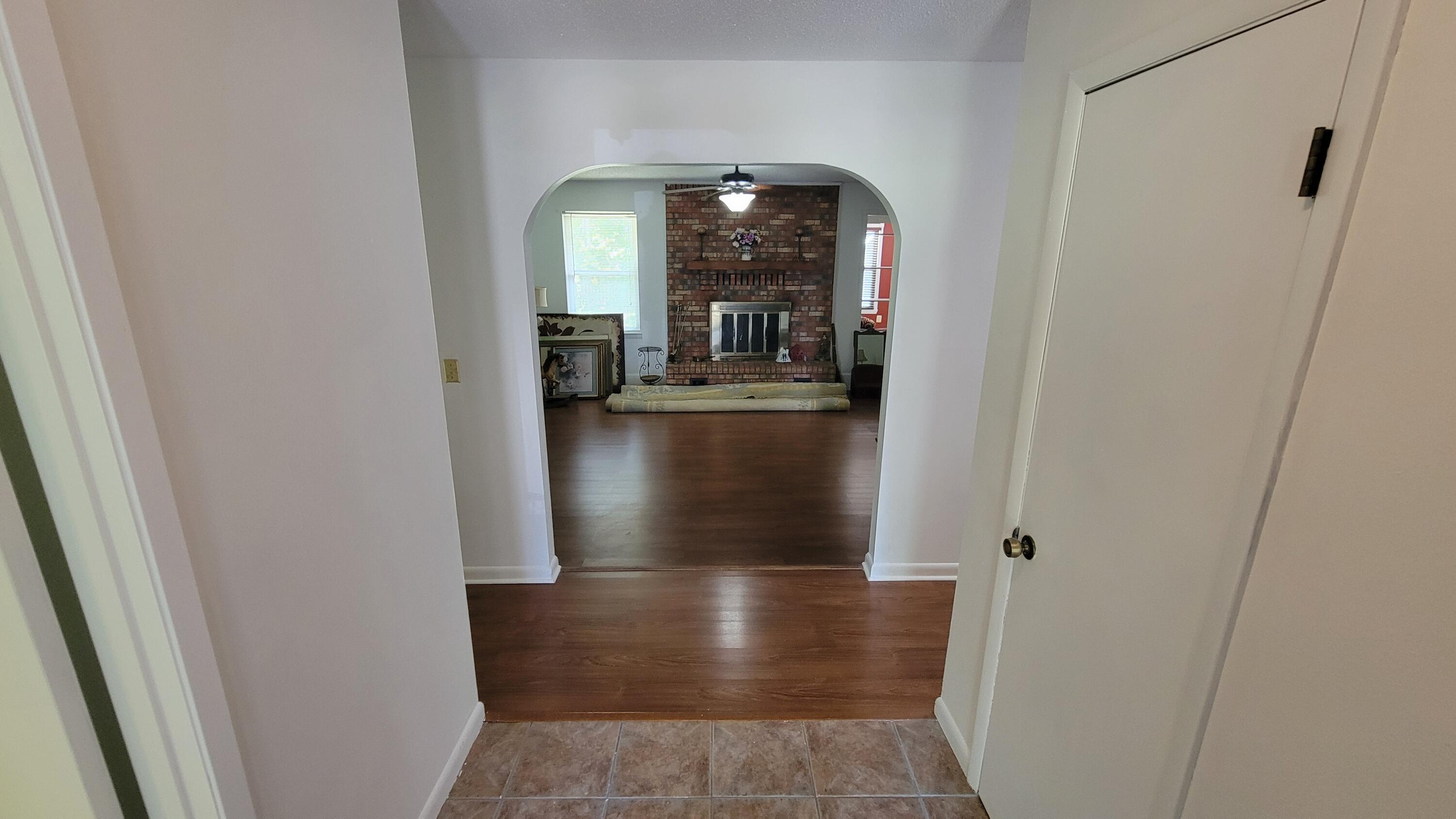 Property Photo: 1003 Darlington Oak Drive FL 32578