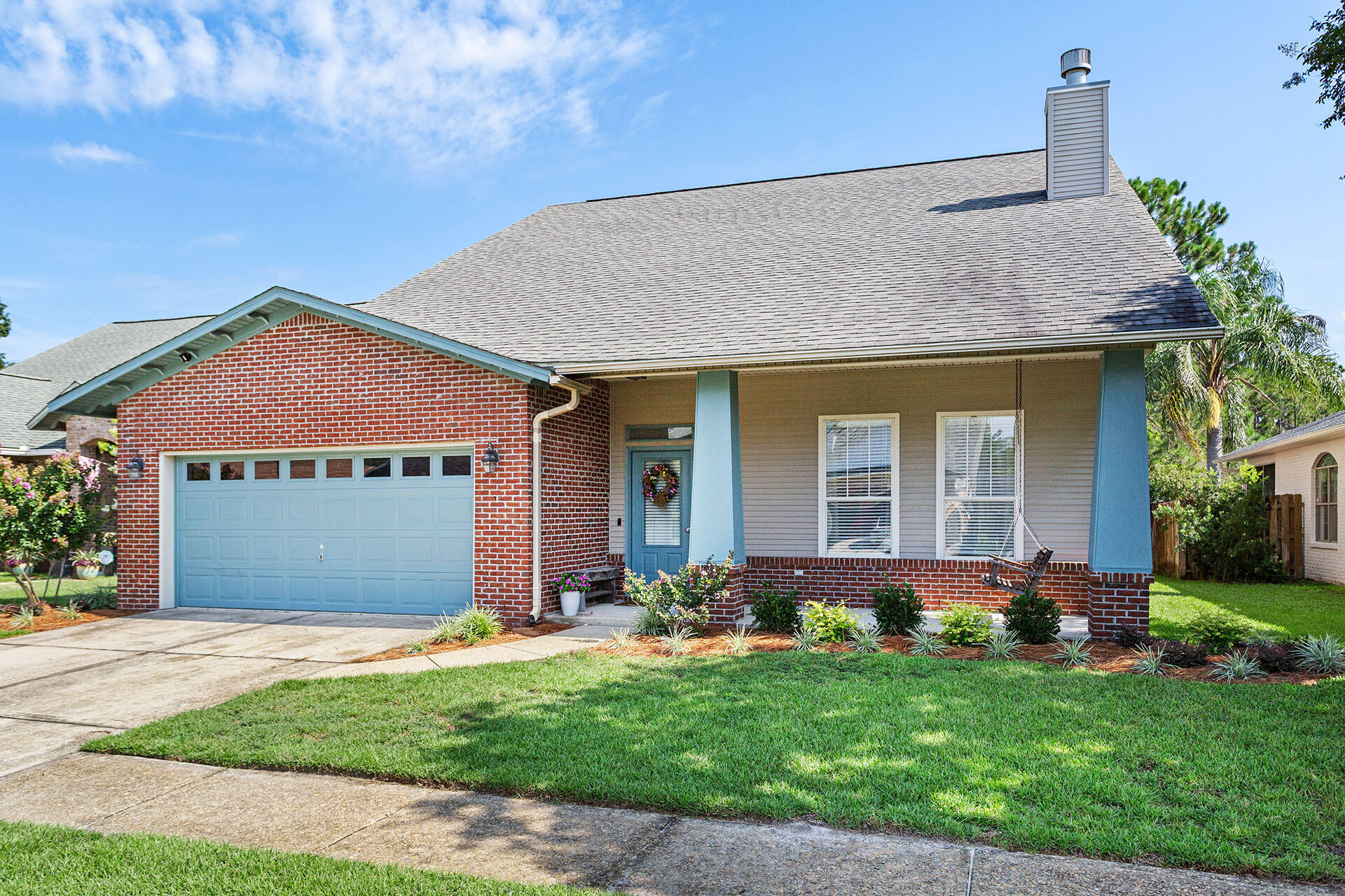 Property Photo: 383 Calle Escada FL 32459