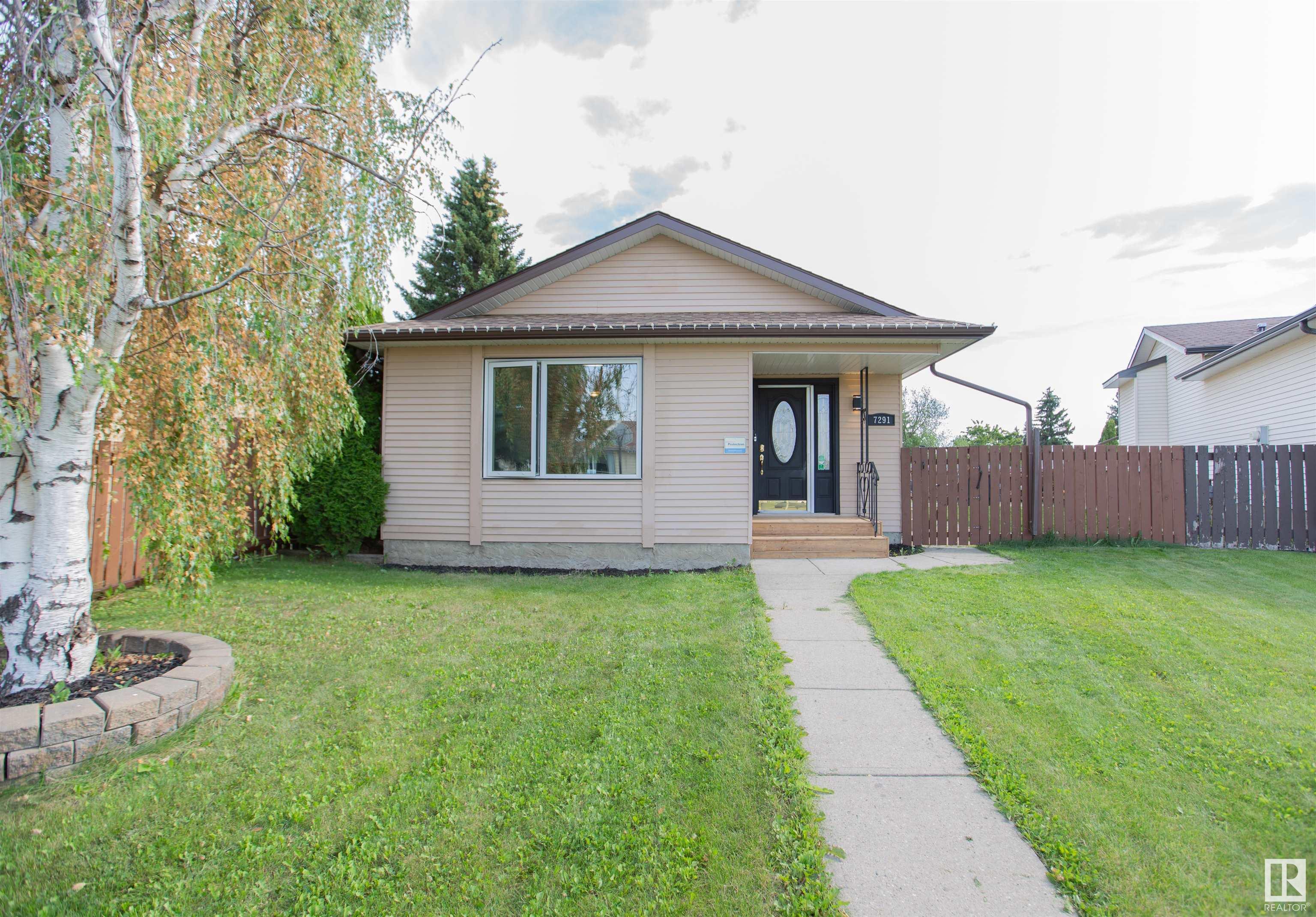 7291 152B Avenue NW  Edmonton AB T5C 3P9 photo