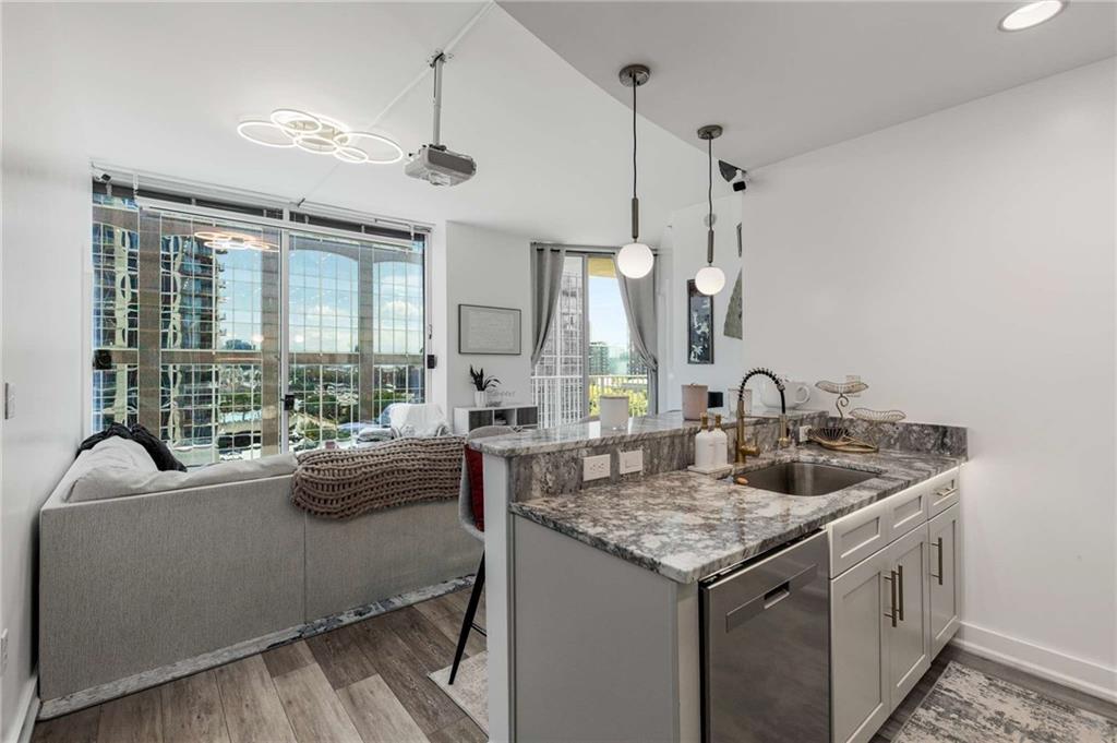 Property Photo: 400 W Peachtree Street NW 1106 GA 30308