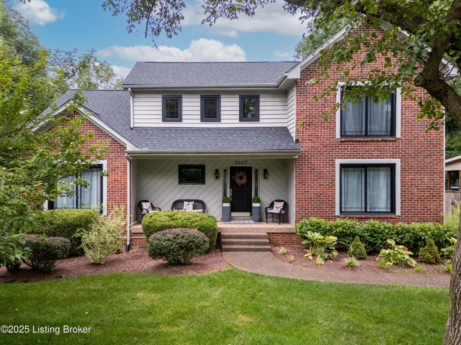 Property Photo:  2607 Ballantrae Cir  KY 40242 