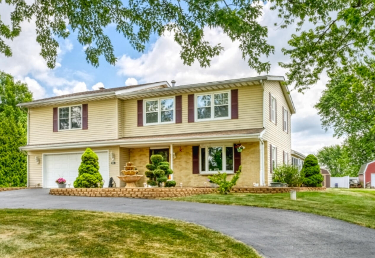 Property Photo: 9201 Henry Street IN 46311