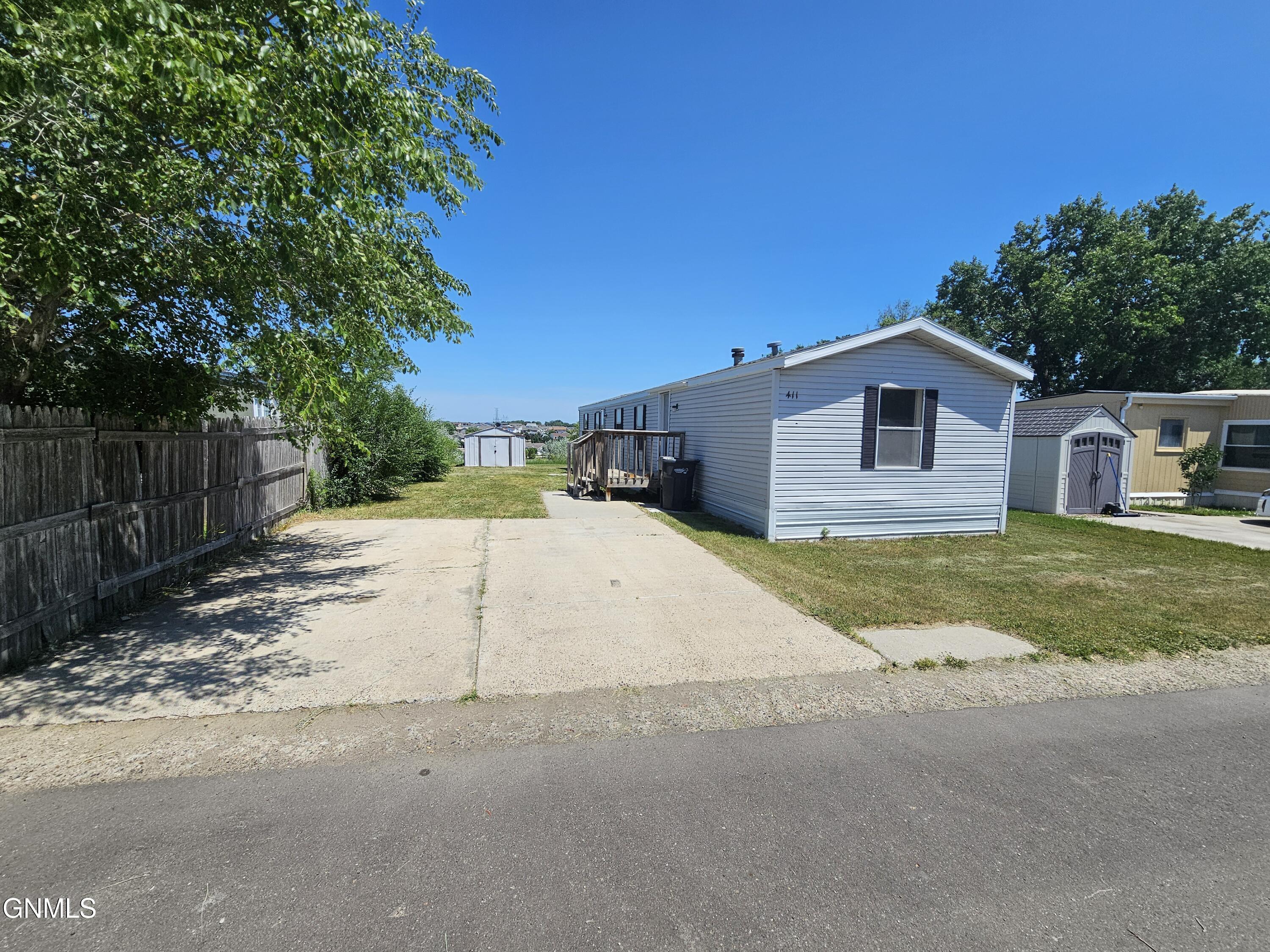 4005 N 19th Street 411  Bismarck ND 58503 photo