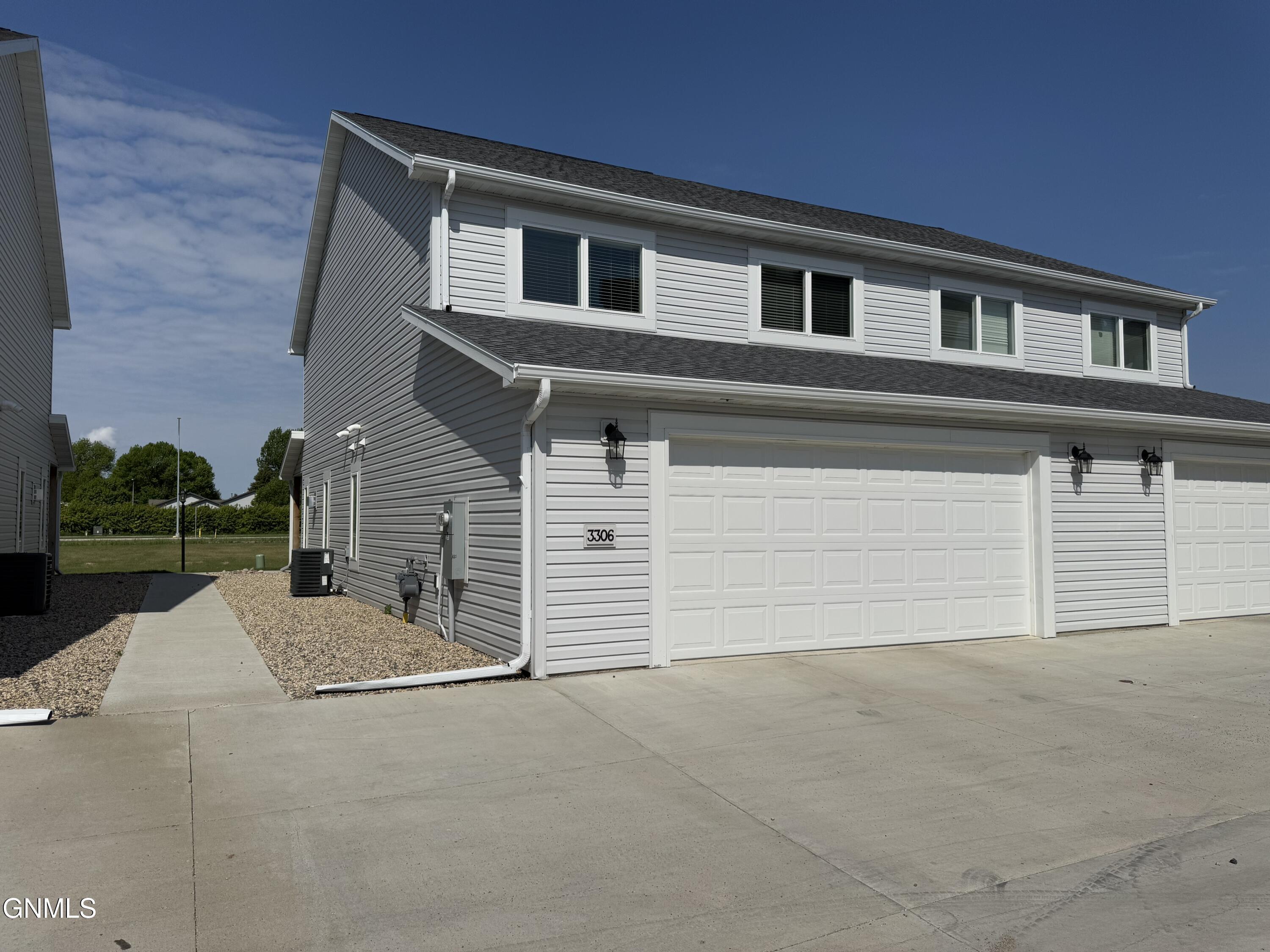 Property Photo: 3306 Kenner Loop ND 58504